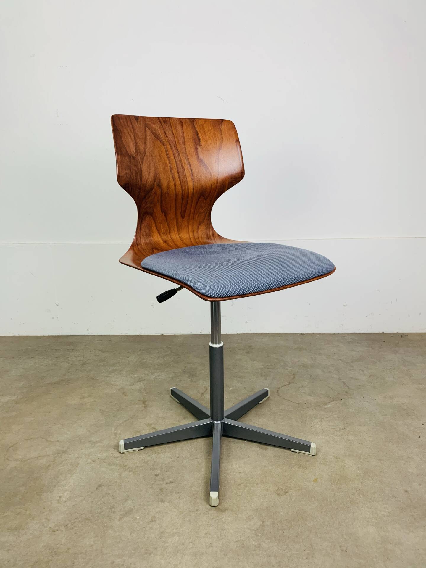 Pagholz Pagwood office chair, swivel