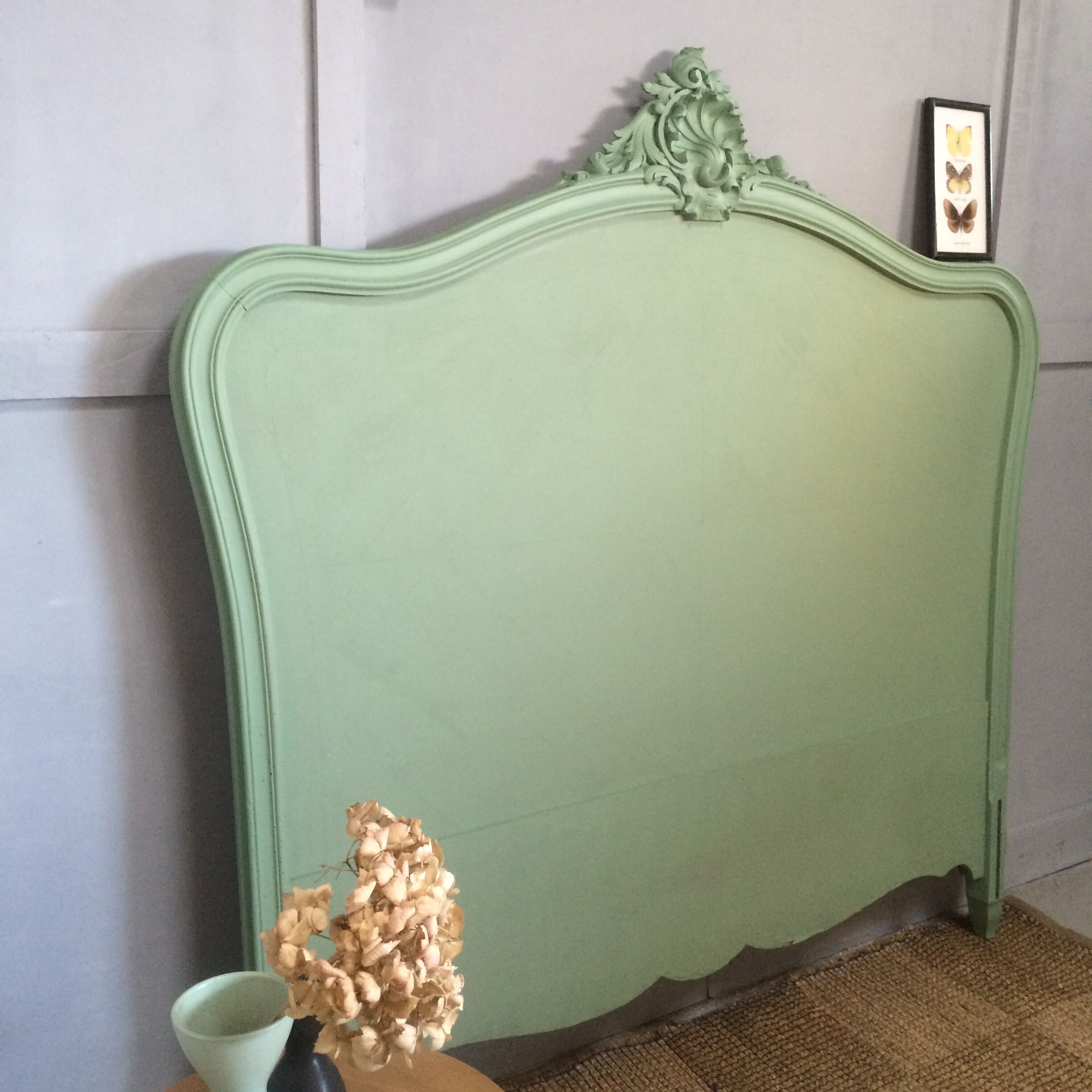 Green old headboard carved wood