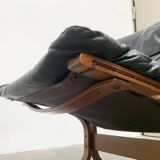 Set of 3 Norwegian Mi-Century Style Siesta Lounge Chairs and Glass Side Table by Ingmar Relling for Westnofa