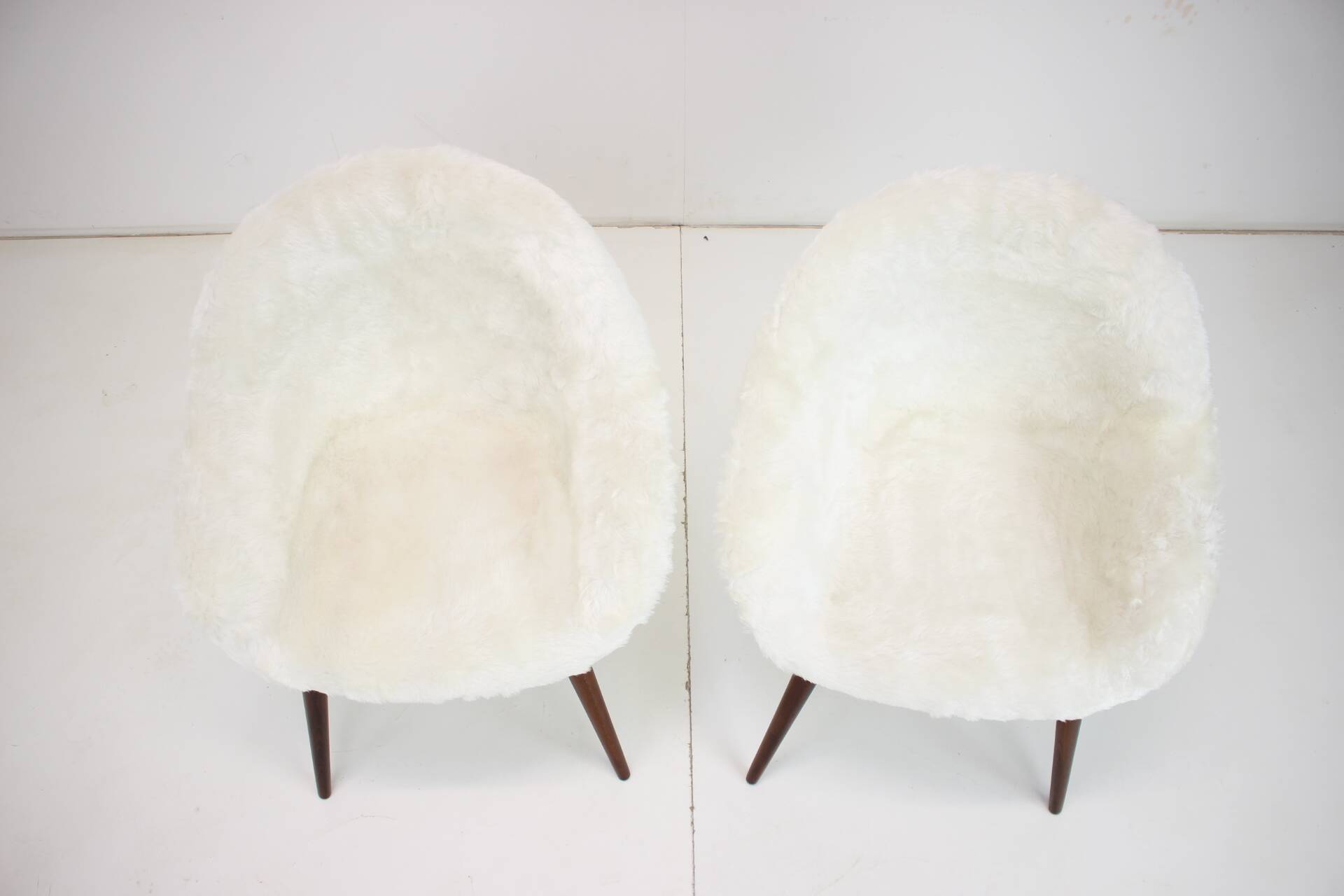 Pair of Restored Lounge Chairs by Miroslav Navratil, 1960s