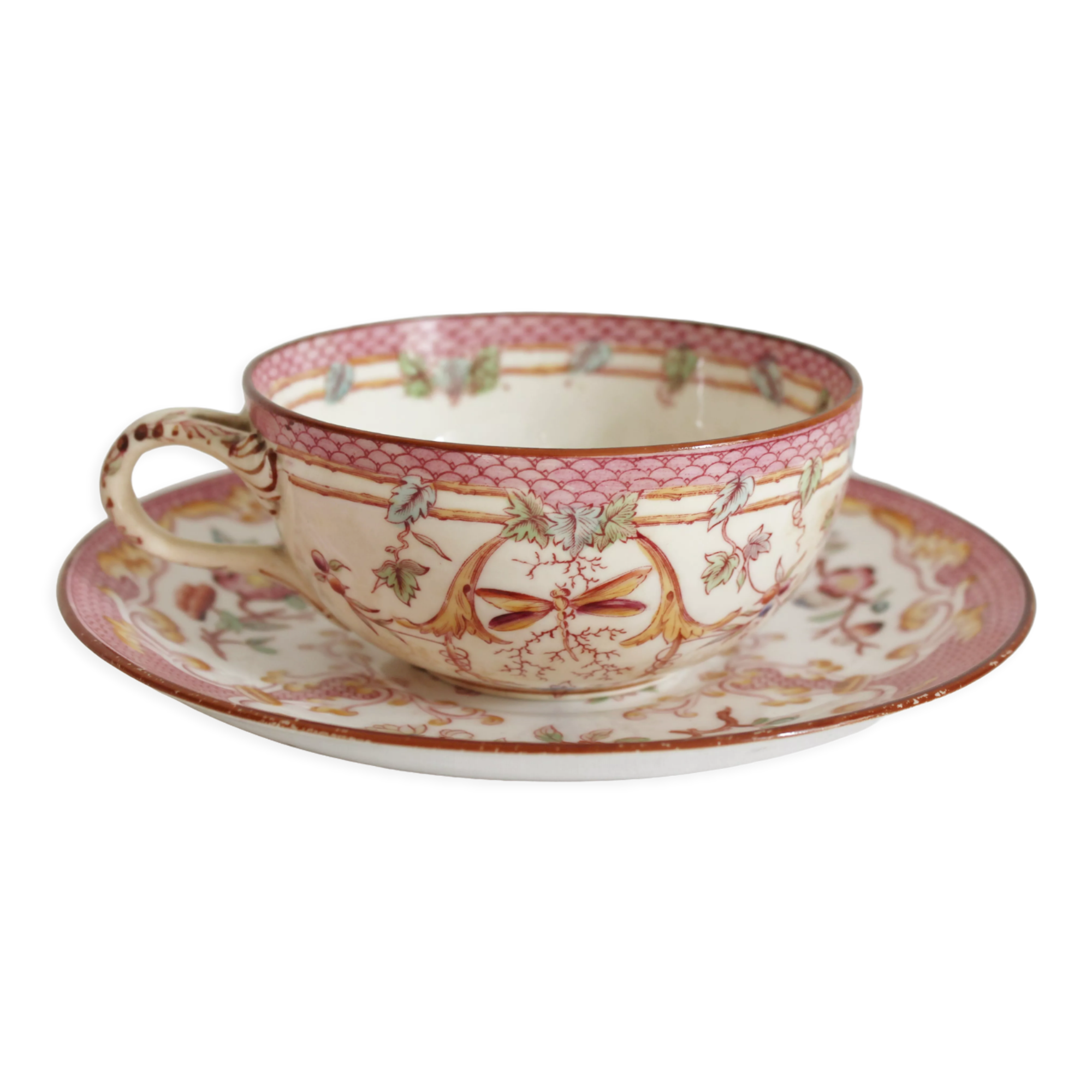 Tasse à café en terre de fer décor Minton rose Sarreguemines fin XIXe