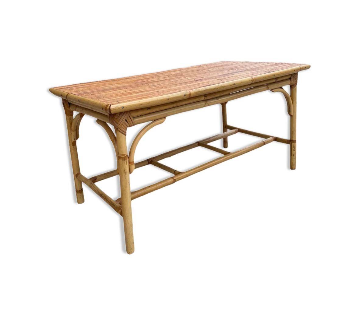 Rattan coffee table in good condition