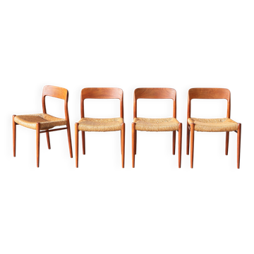 Ensemble de 4 chaises de salle à manger « Modèle 75 » par Niels O. Moller