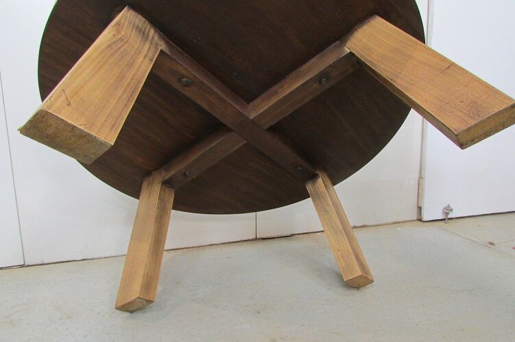 Large brutalist round coffee table, in exotic oak 1960s