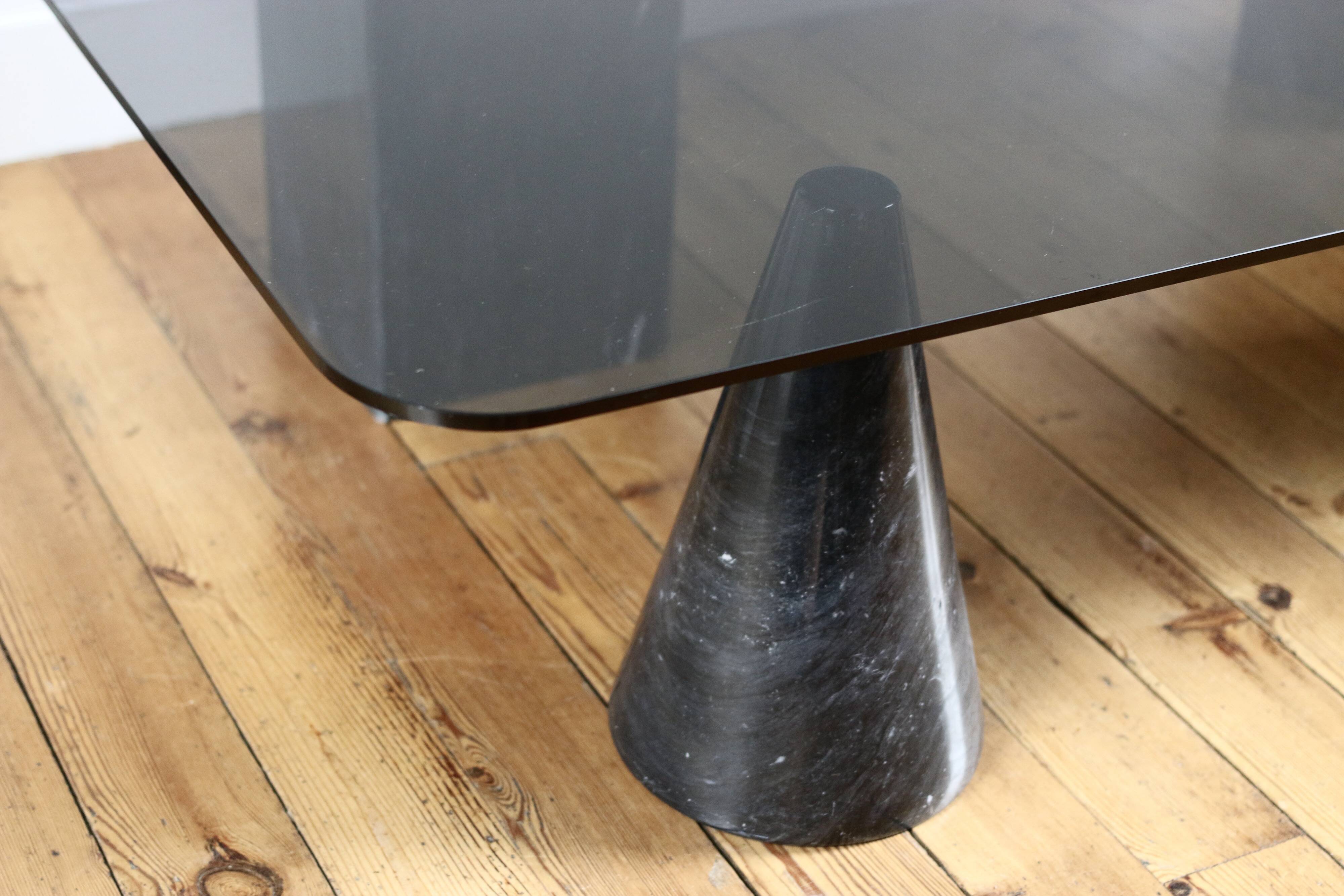 Vintage design marble and glass coffee table from the 1970s