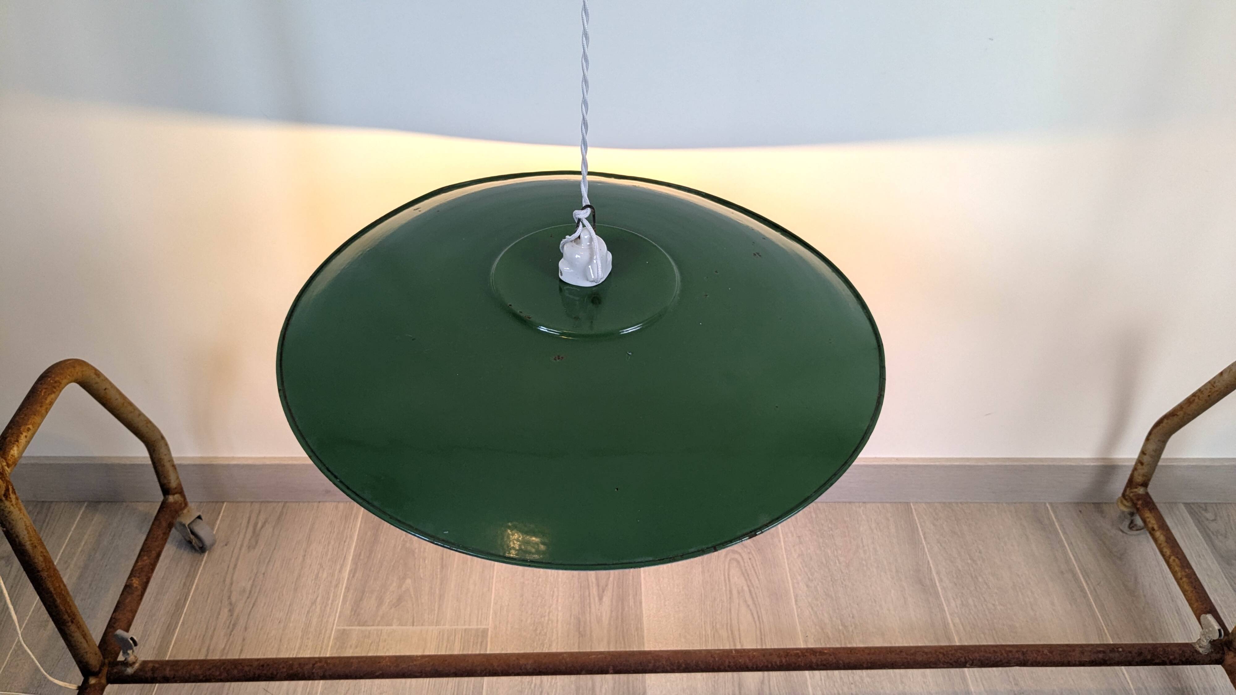 Large green industrial workshop pendant light 50 cm, ceramic socket