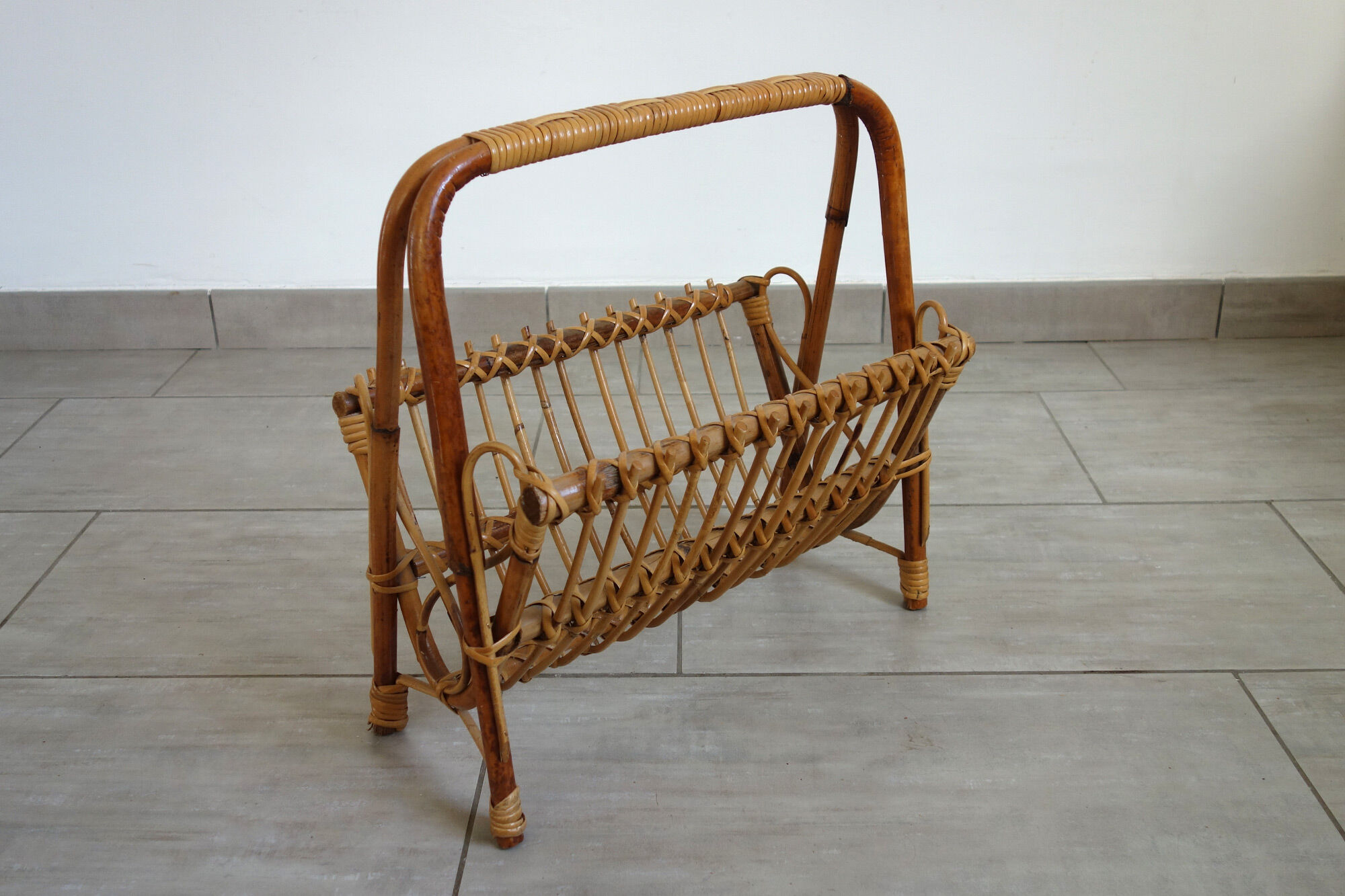 Rattan magazine holder bamboo 70s