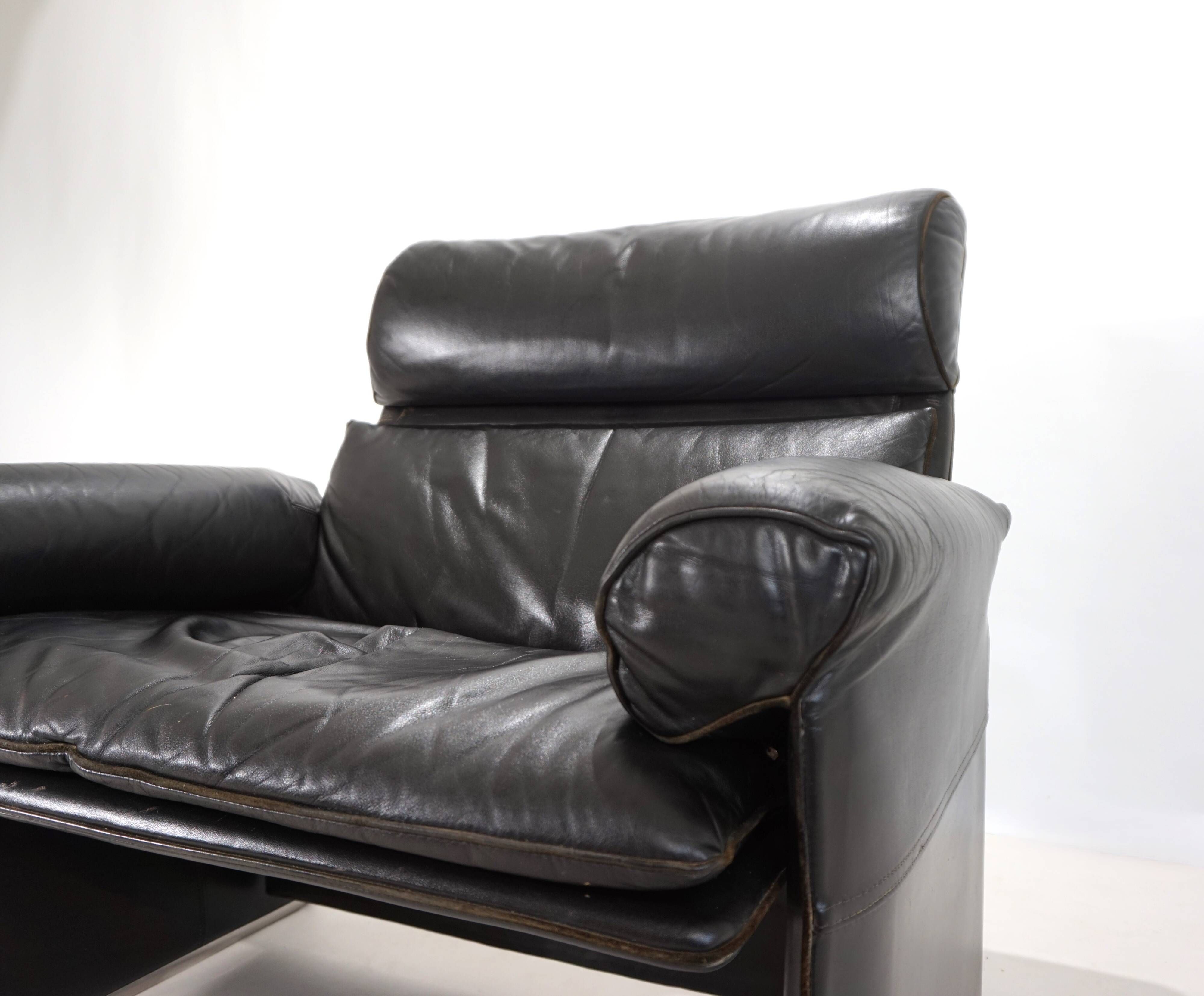 Saporiti Italia leather armchair by Giovanni Offredi, 1970