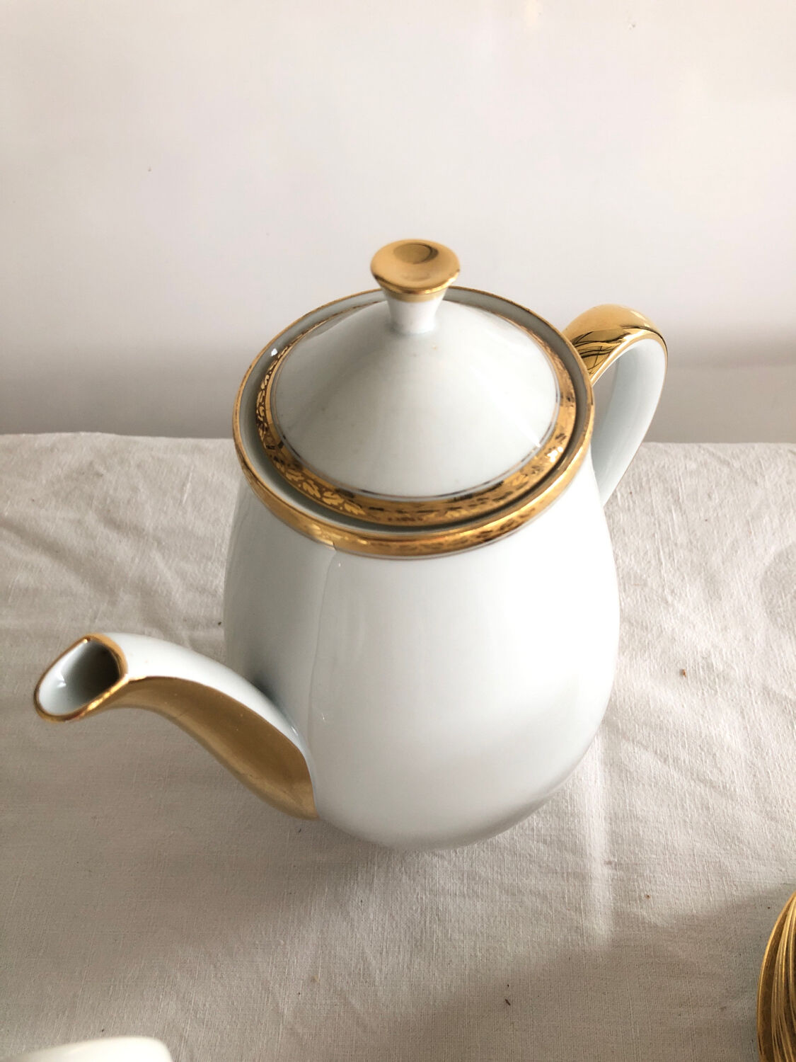 27-piece coffee and tea service in white Limoges porcelain Georges Boyer