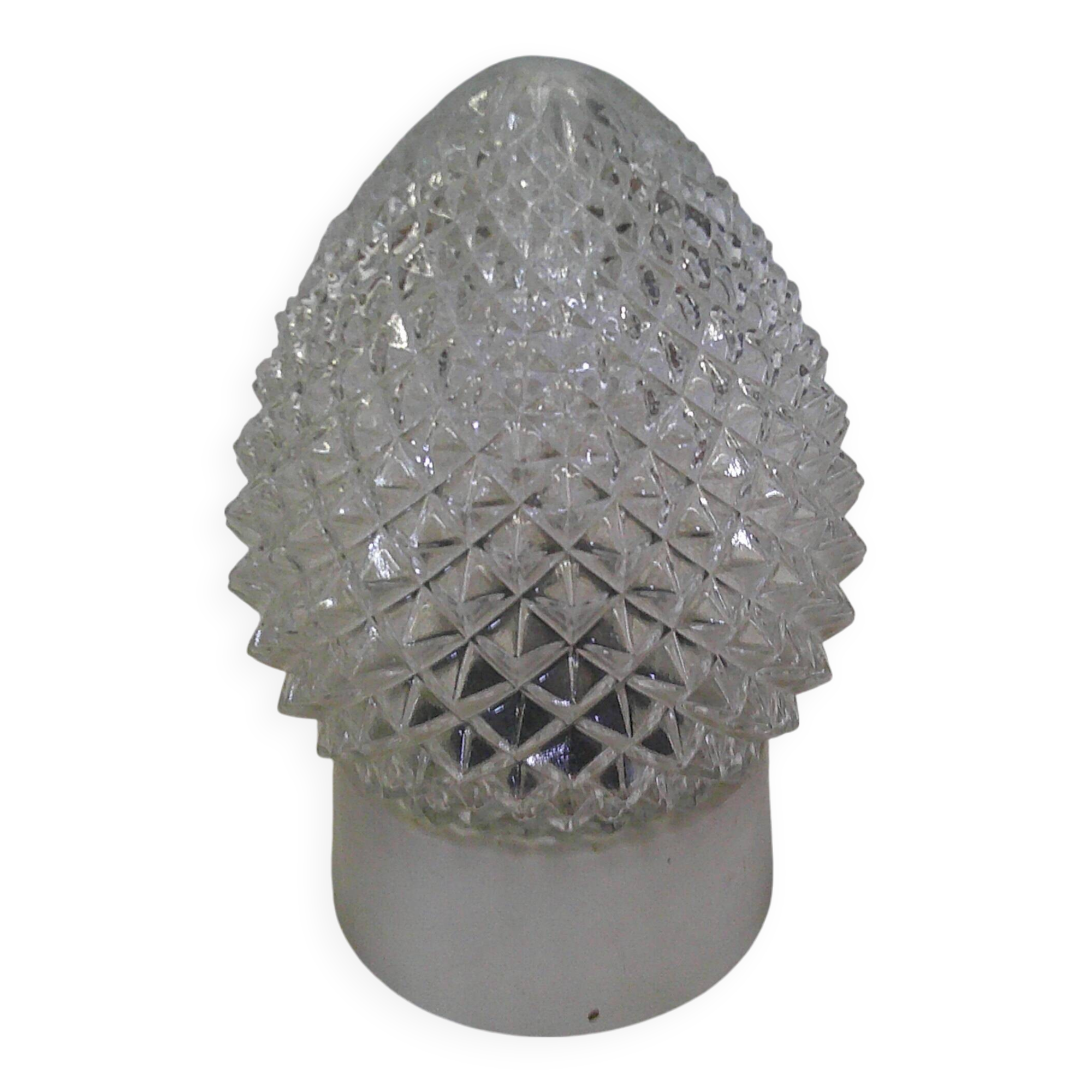 Diamond-tipped glass wall light