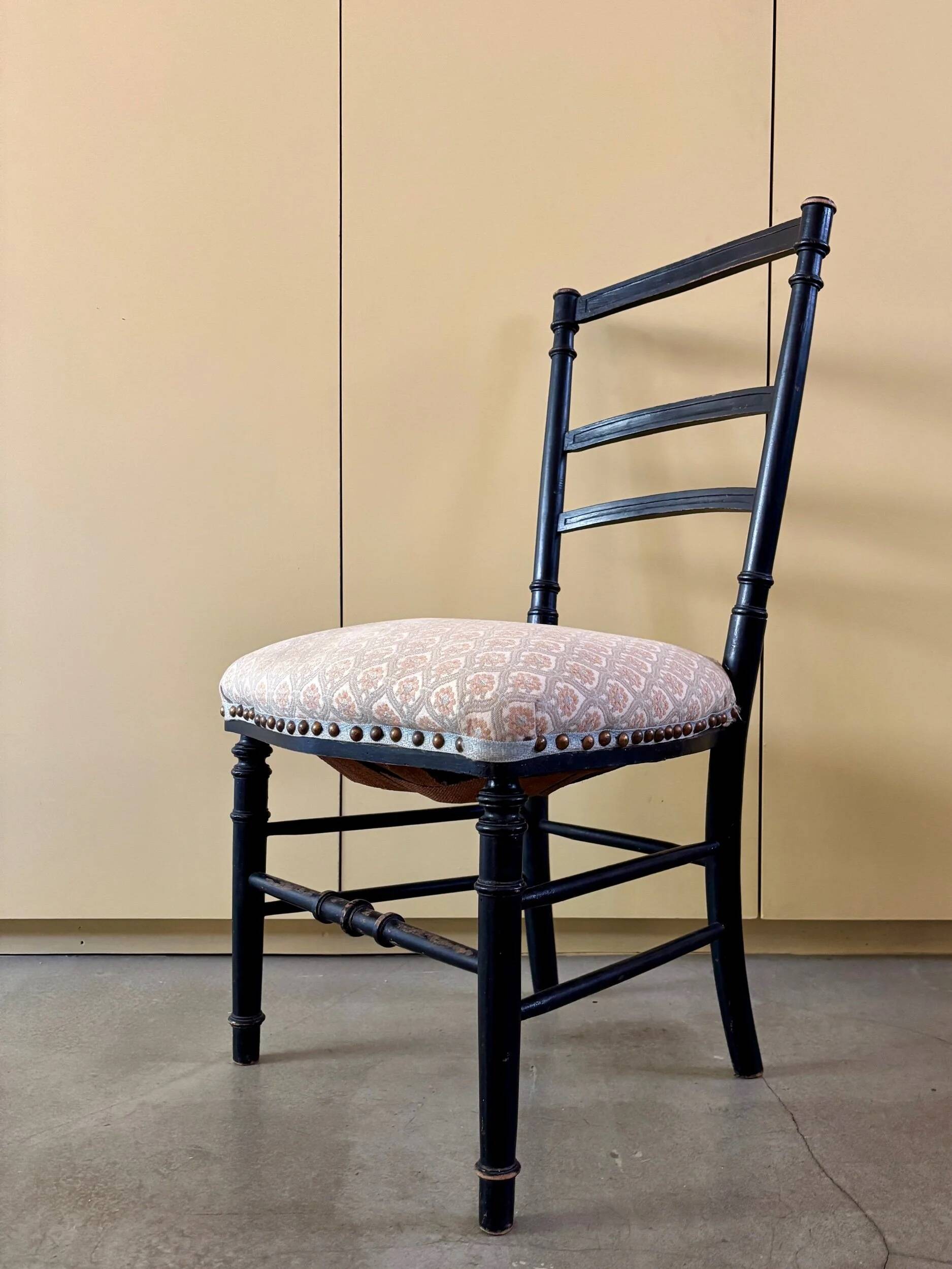 Napoleon III chair in blackened wood and gray cotton