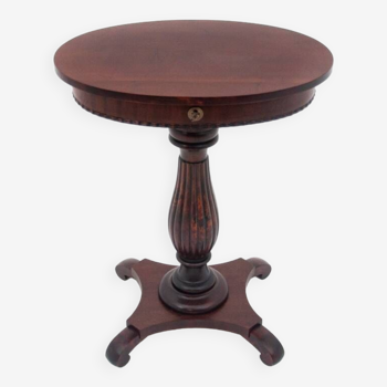 Antique thread table, Northern Europe, around 1860. After renovation.