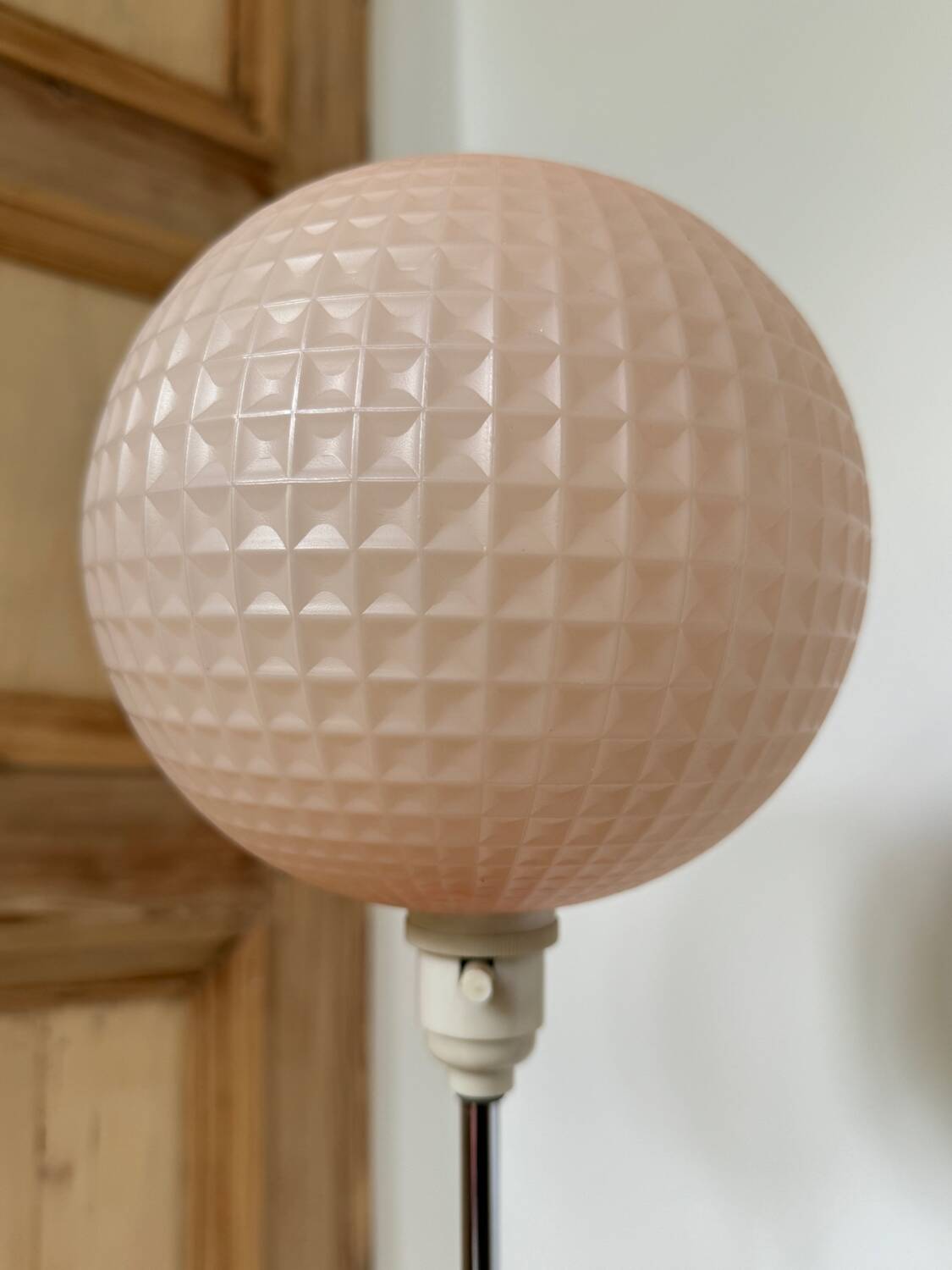 Vintage tripod reading lamp, circa 1960