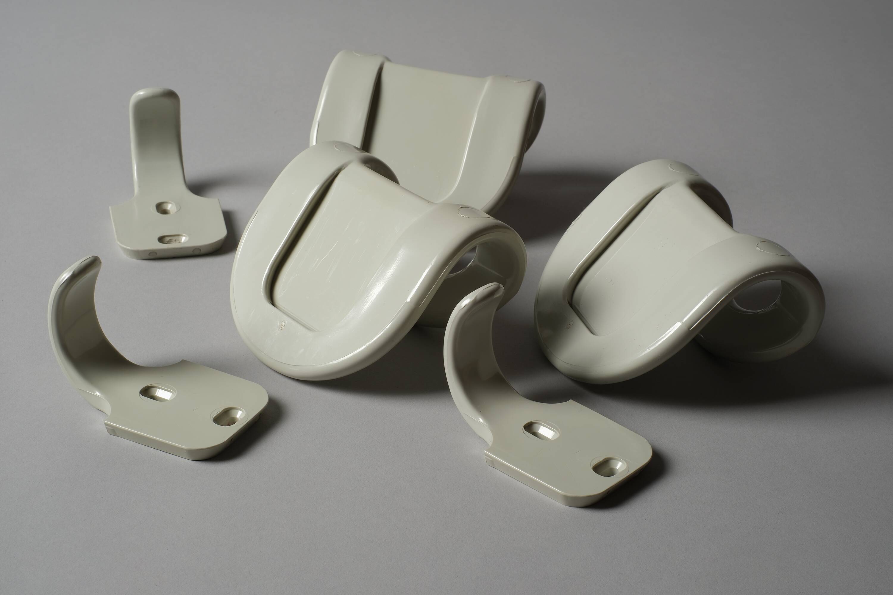 Con&Con Carlo Bartoli Space Age Wall Coat Hooks, Set of Three, Italy, 1970s