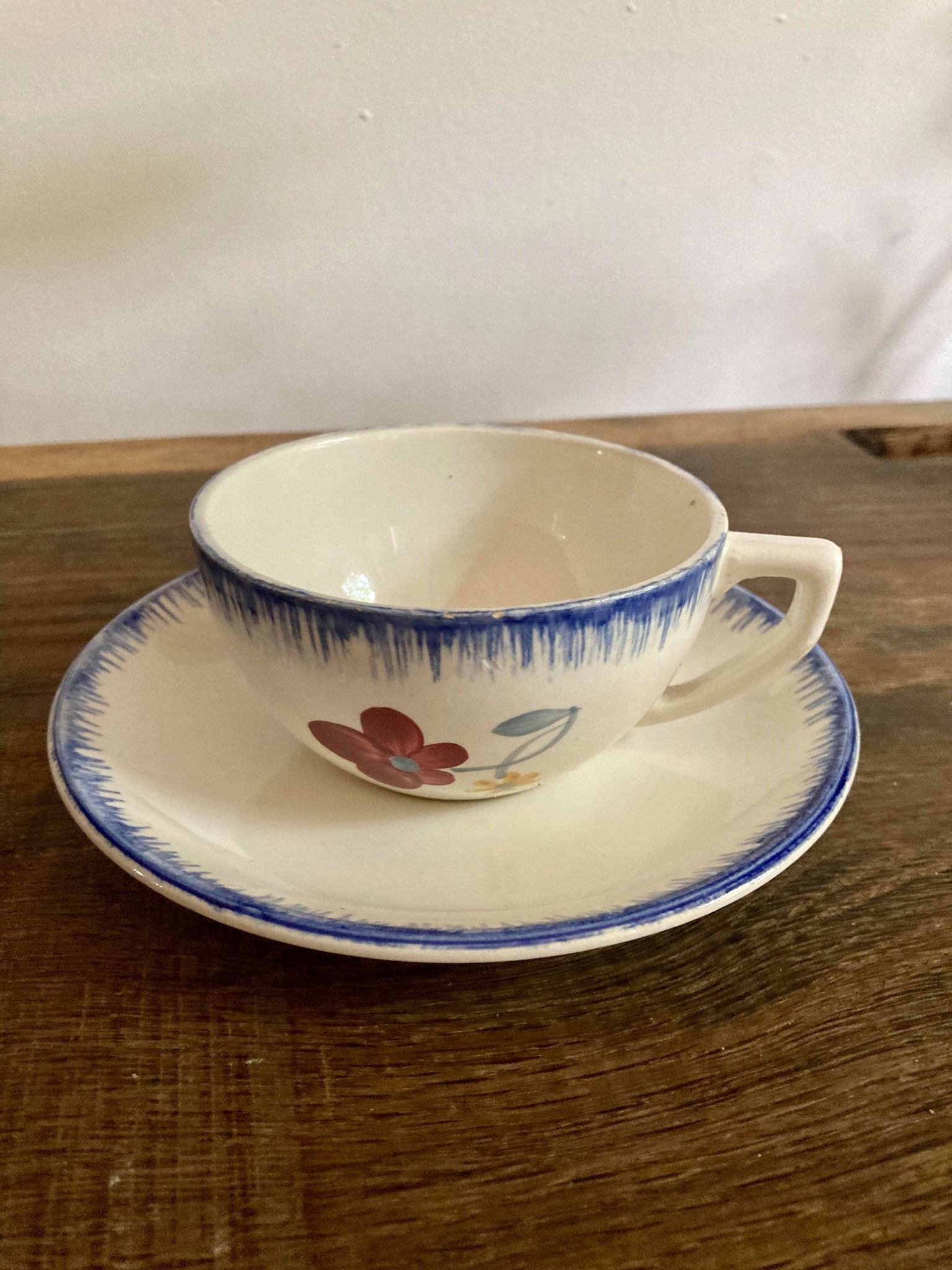 Cup Digoin model Mary Lou