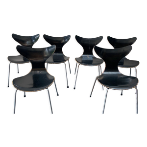Suite de 6 chaises modèle - arne jacobsen