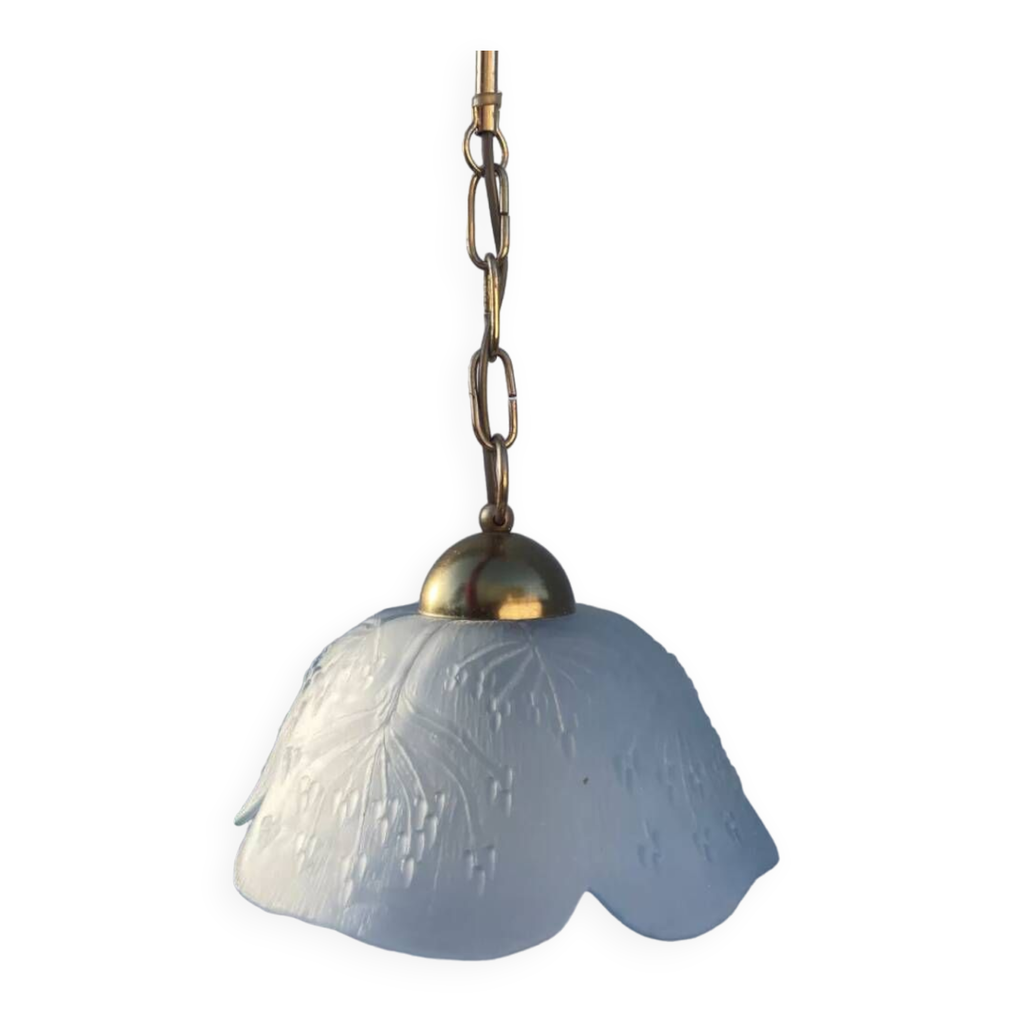 Opaque glass pendant light