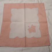 2 serviettes à thé brodées