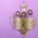 Trio / Ensemble de 3 appliques "Grand Hotel" par Barovier & Toso, Murano, Italie, années 1950. Verre vénitien avec de la poussière d'or et des fleurs en verre violet.