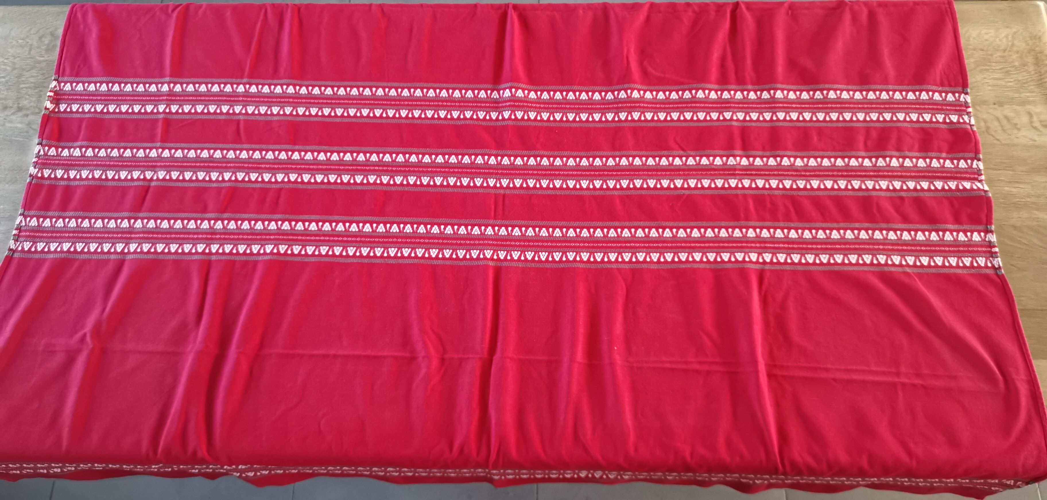 Old Basque red rectangular tablecloth