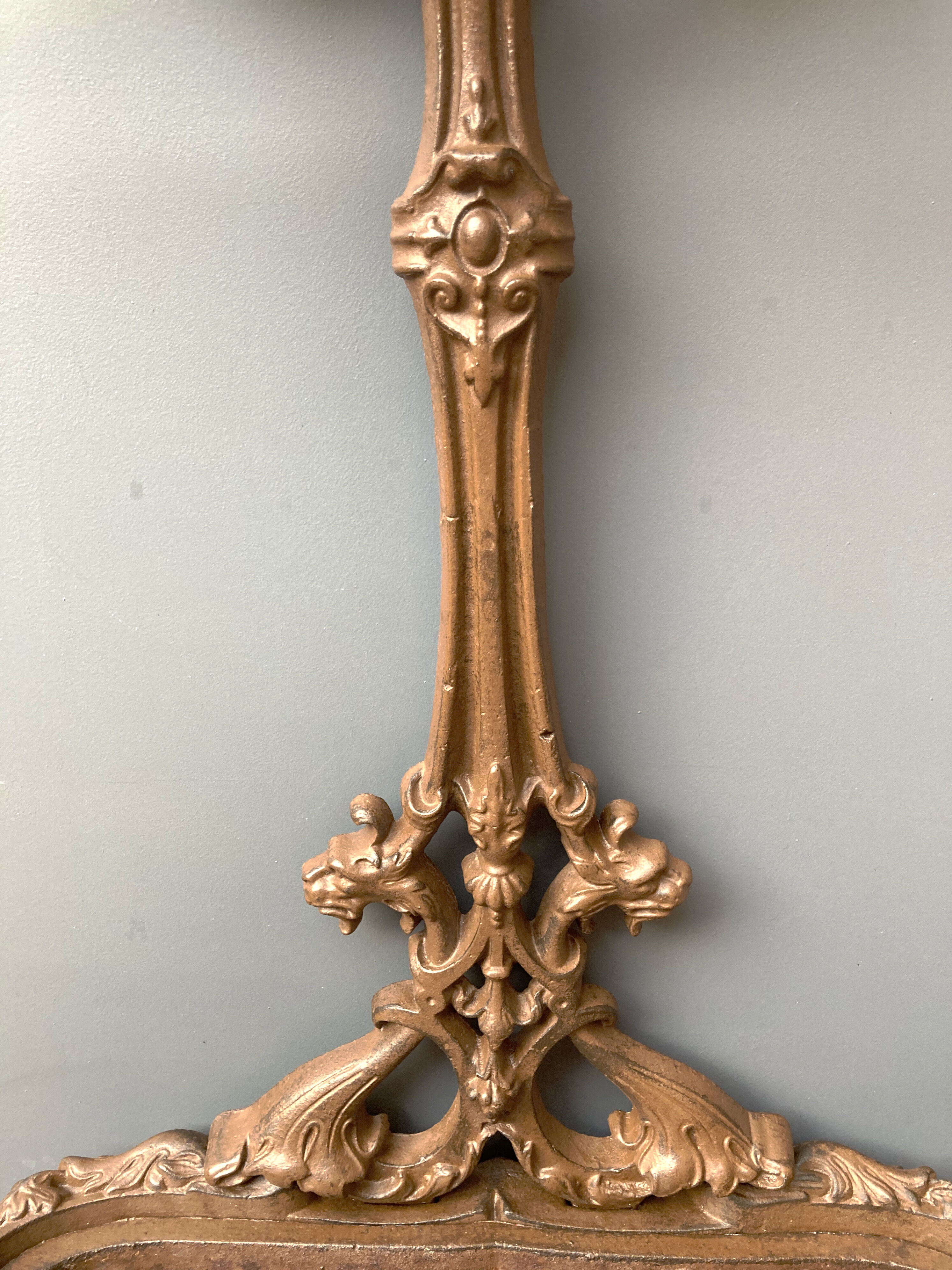 Art Nouvelles cast iron umbrella holder