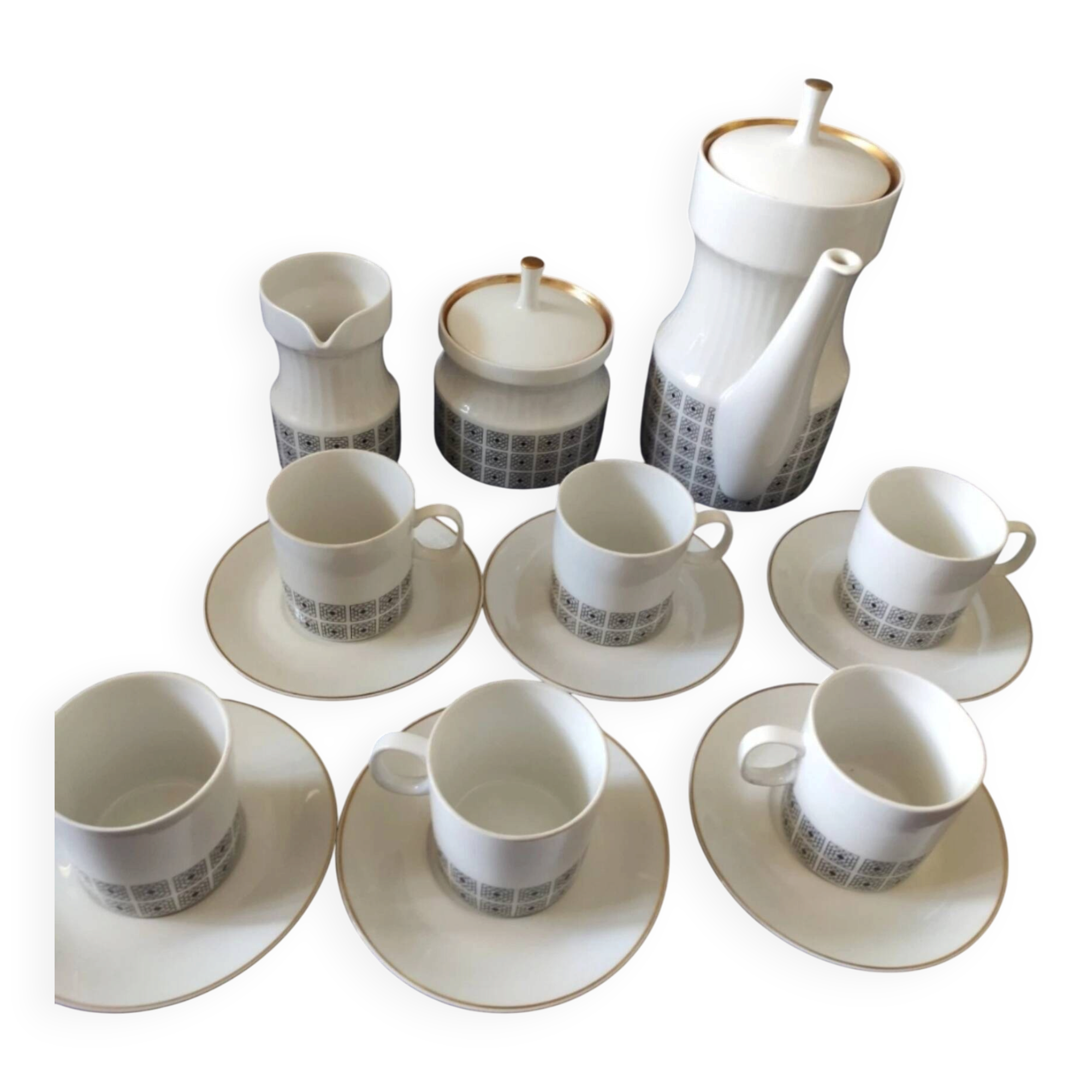 Nefertiti porcelain coffee service for 6 people.