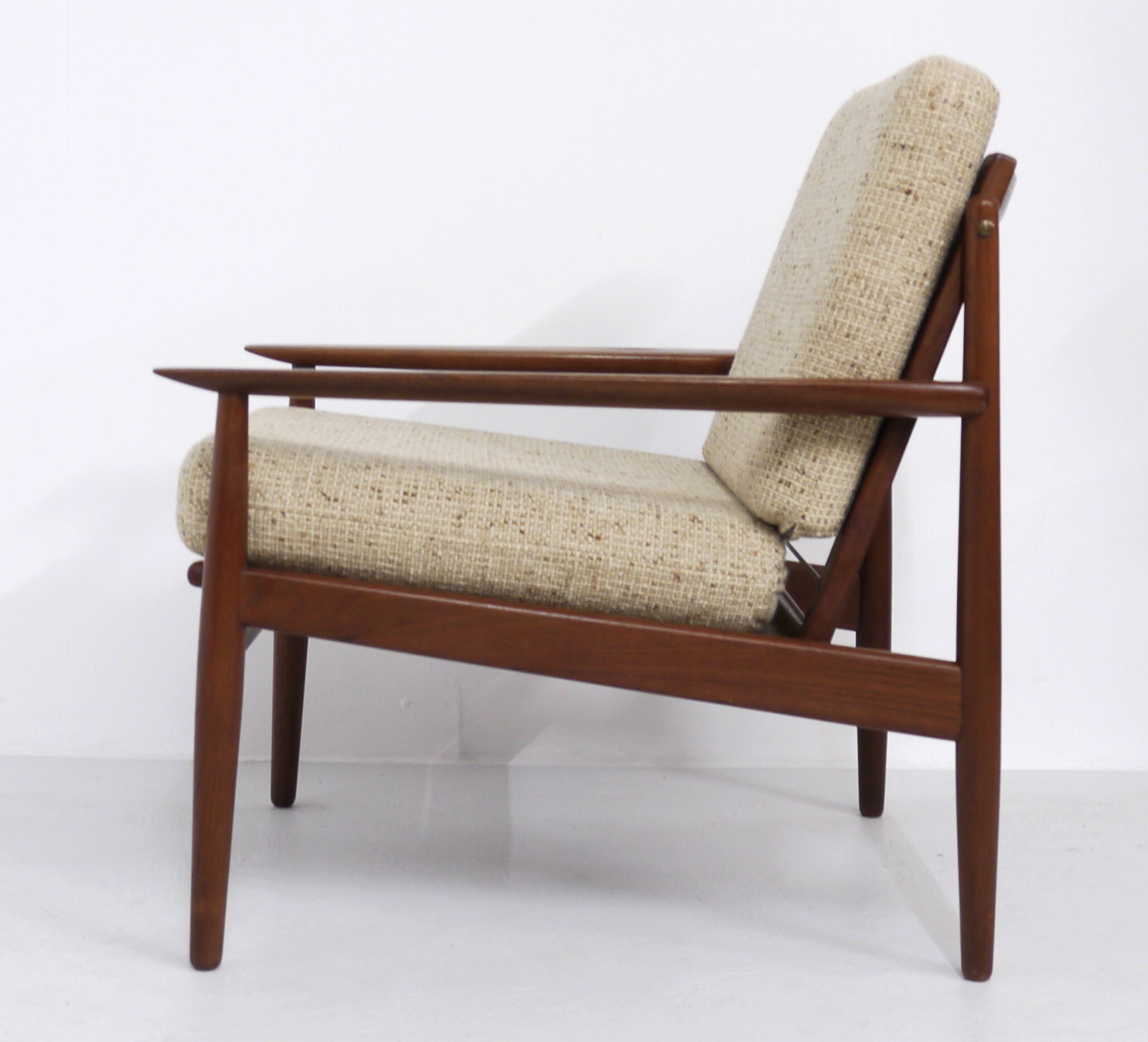 Pair of Easy Chairs by Svend Åge Eriksen for Glostrup