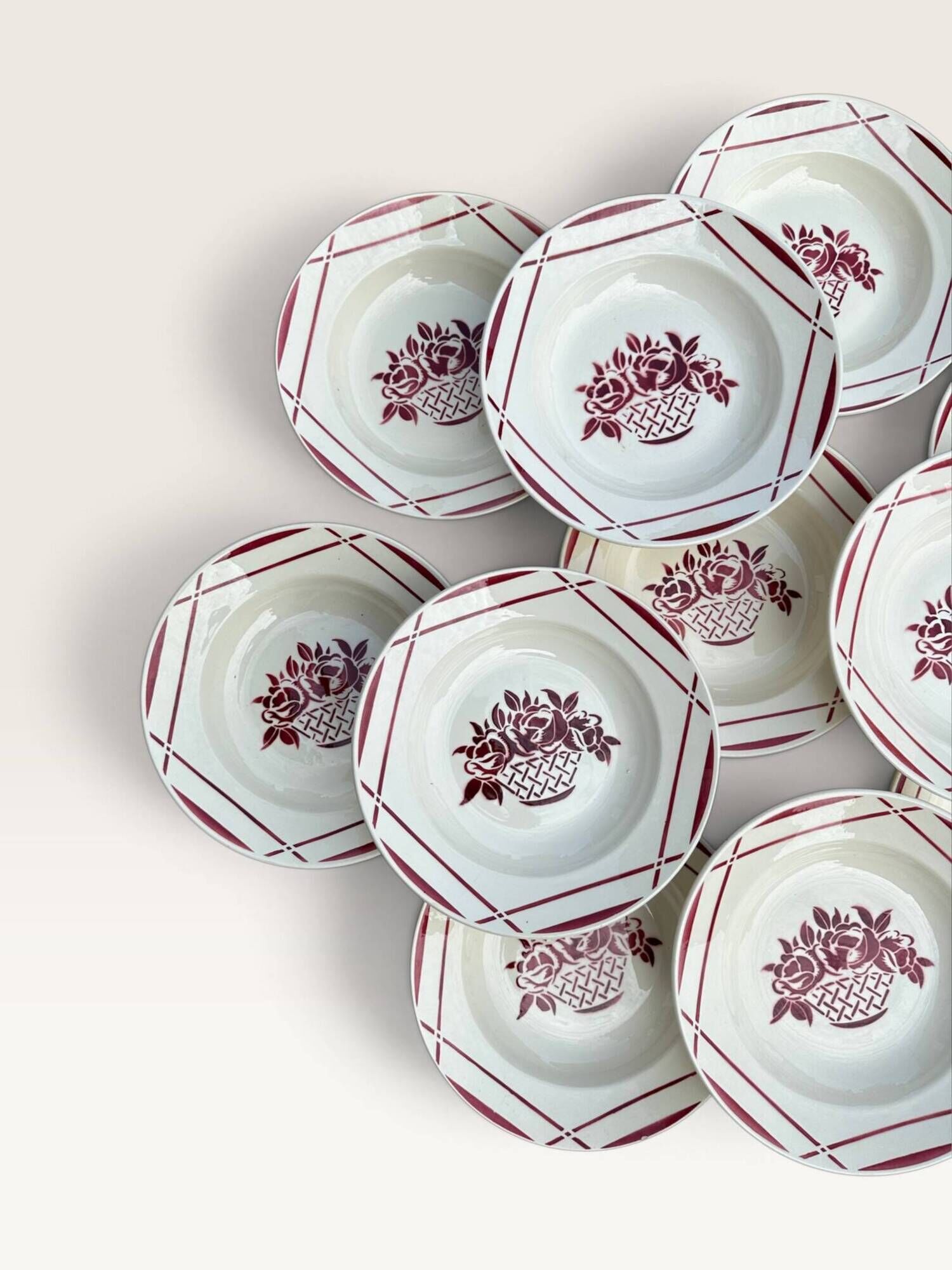 Set of 11 deep plates Badonviller, model Armor