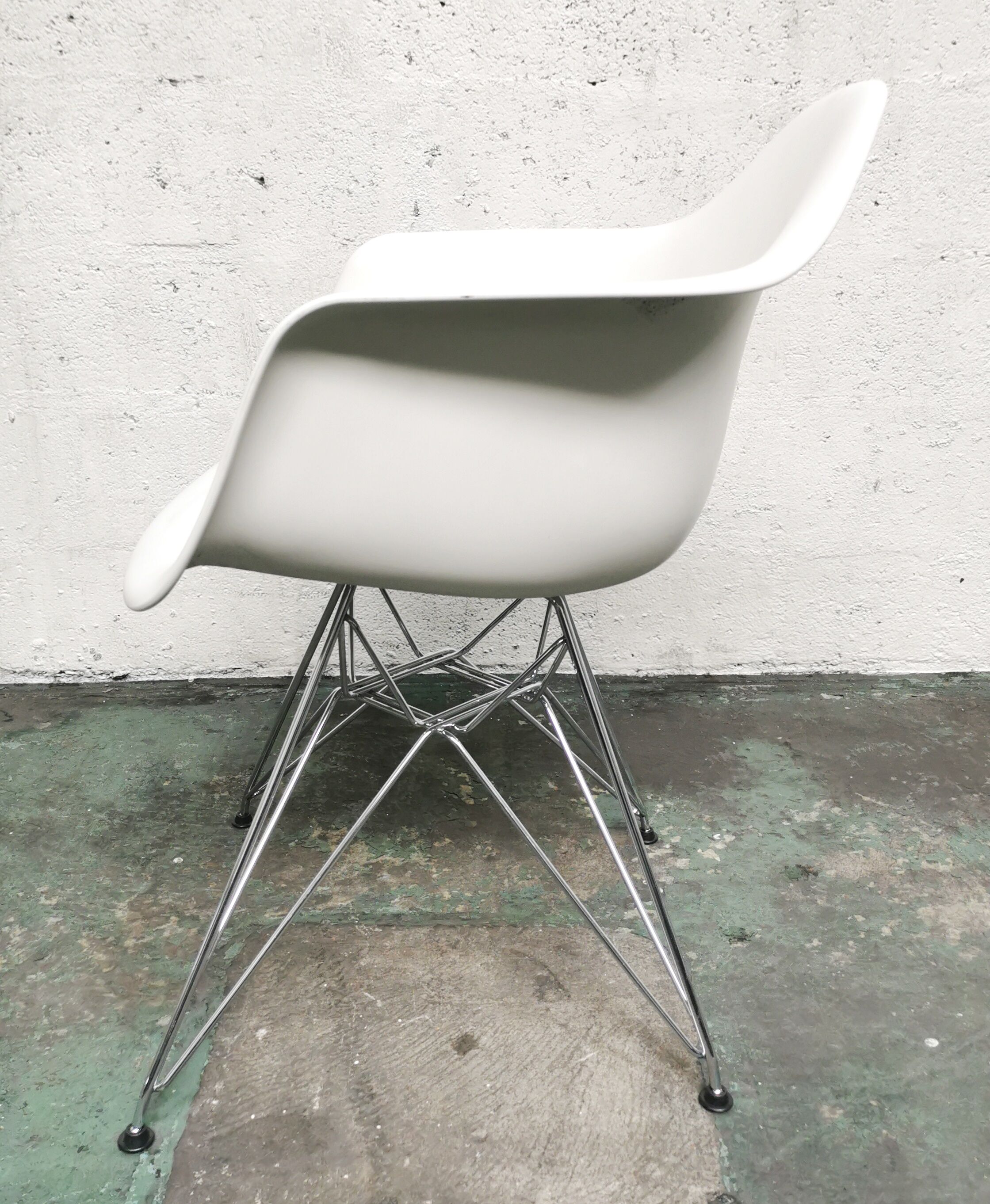 Fauteuil DAR de Charles et Ray Eames pour Vitra