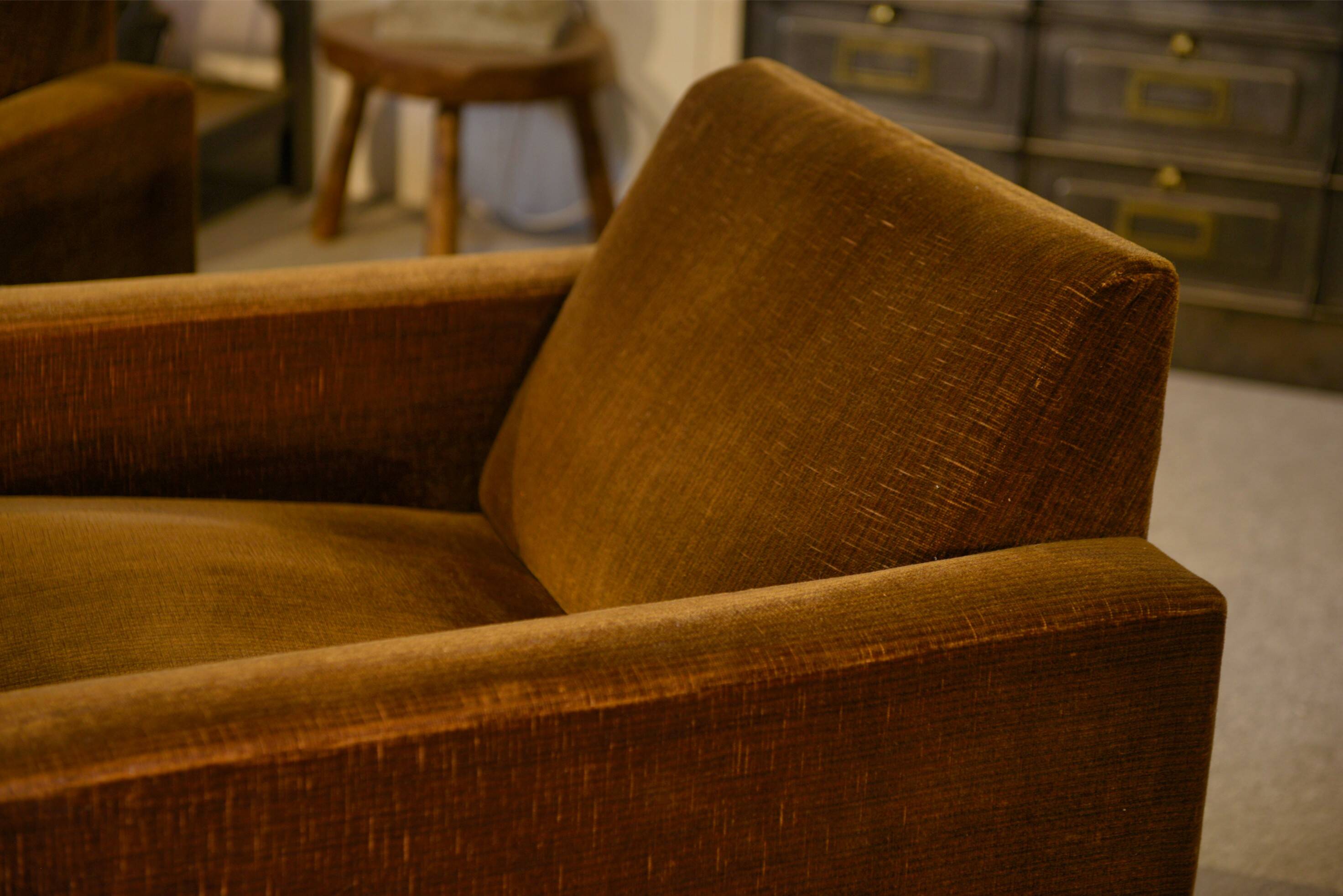 Ensemble canapé et 2 fauteuils en velours marron 1960’s