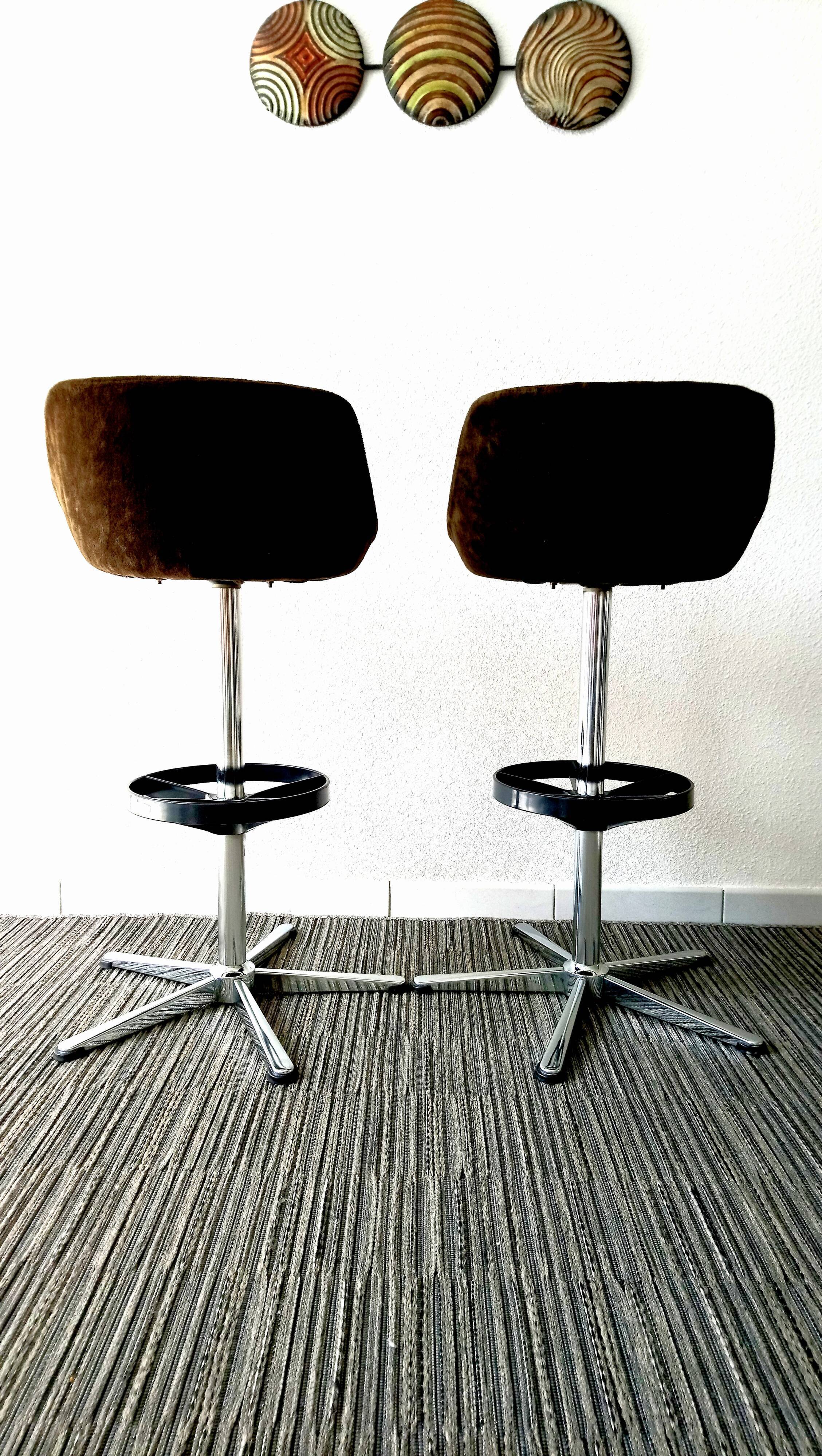 Paire de tabourets haut de bar années 70/80