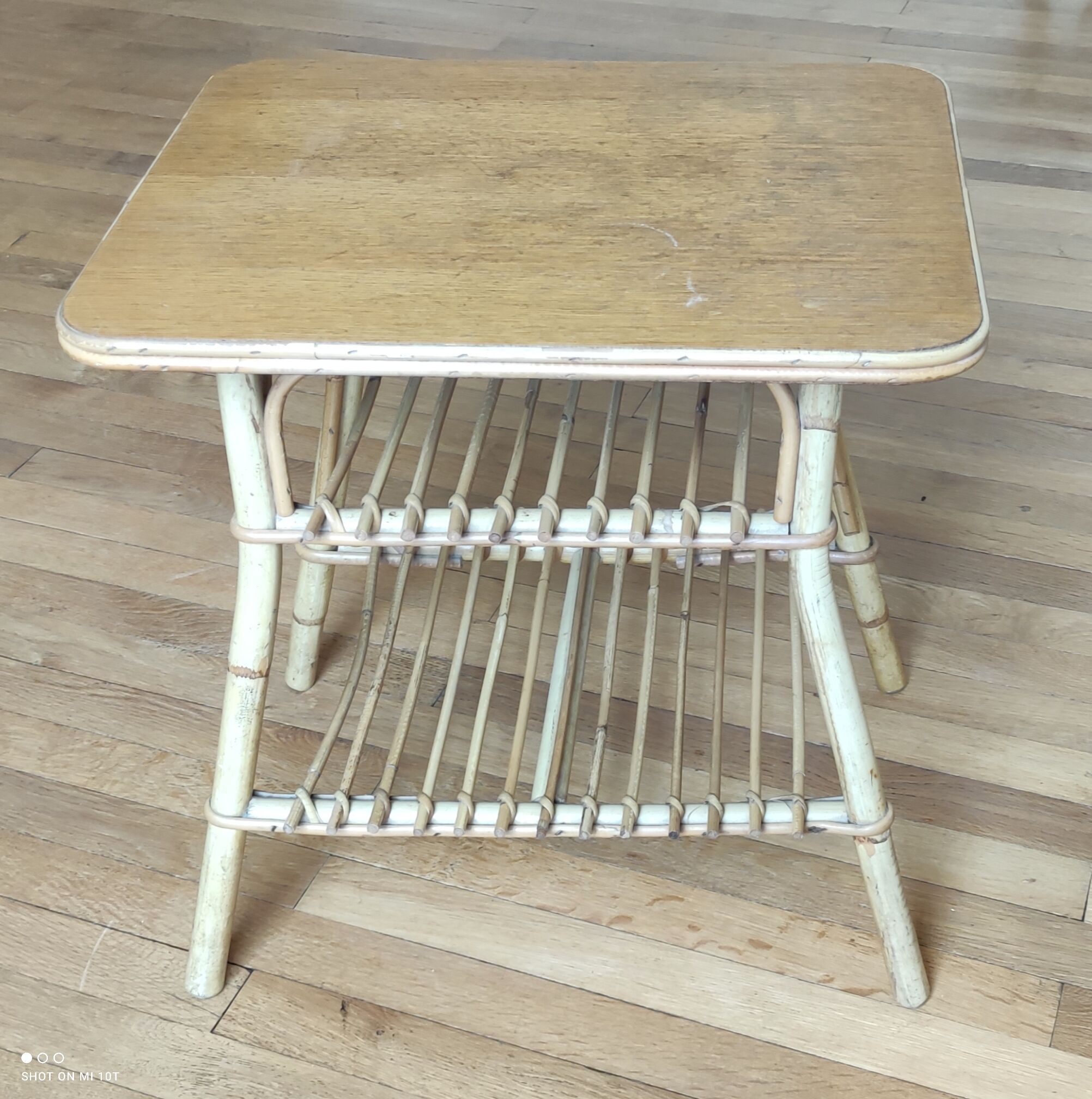 Table vintage en rotin