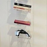 Small transparent altuglas shelf