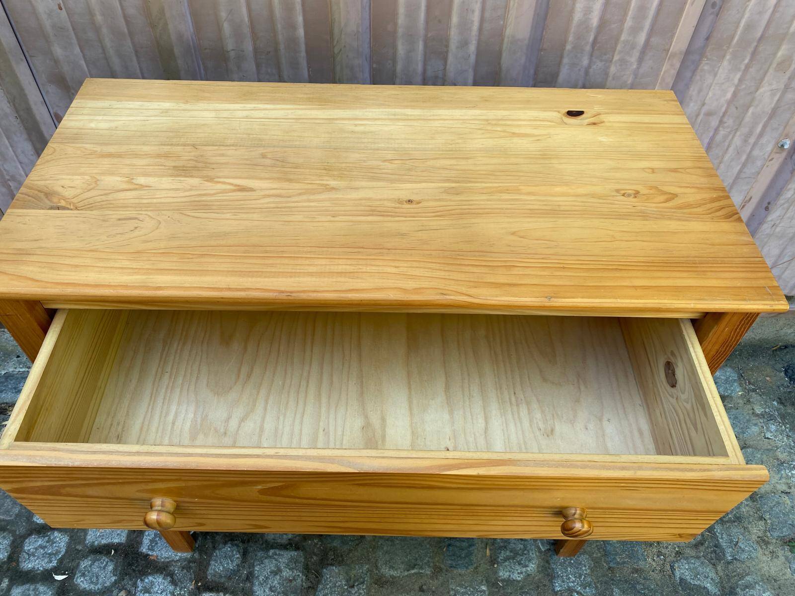 Commode scandinave en bois massif avec 3 tiroirs années 90