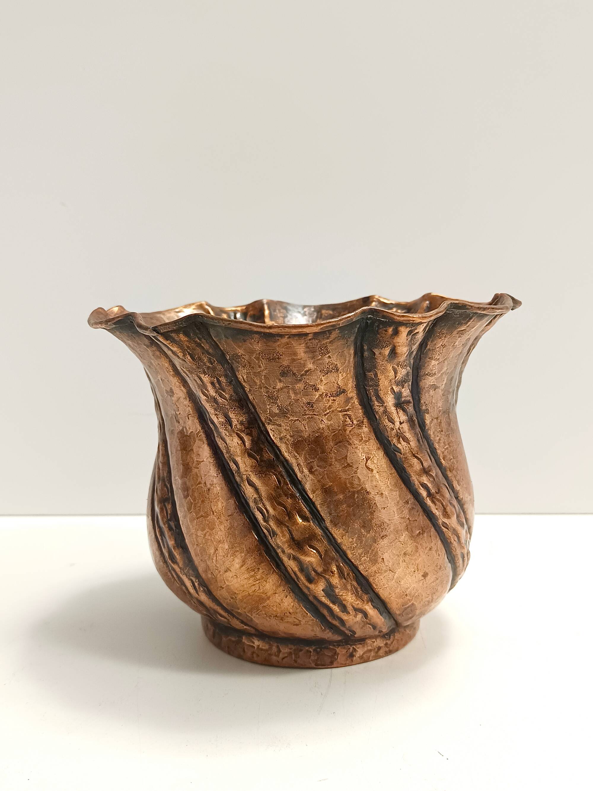 Round Embossed Copper Cachepot / Vase attr. to Egidio Casagrande, Italy