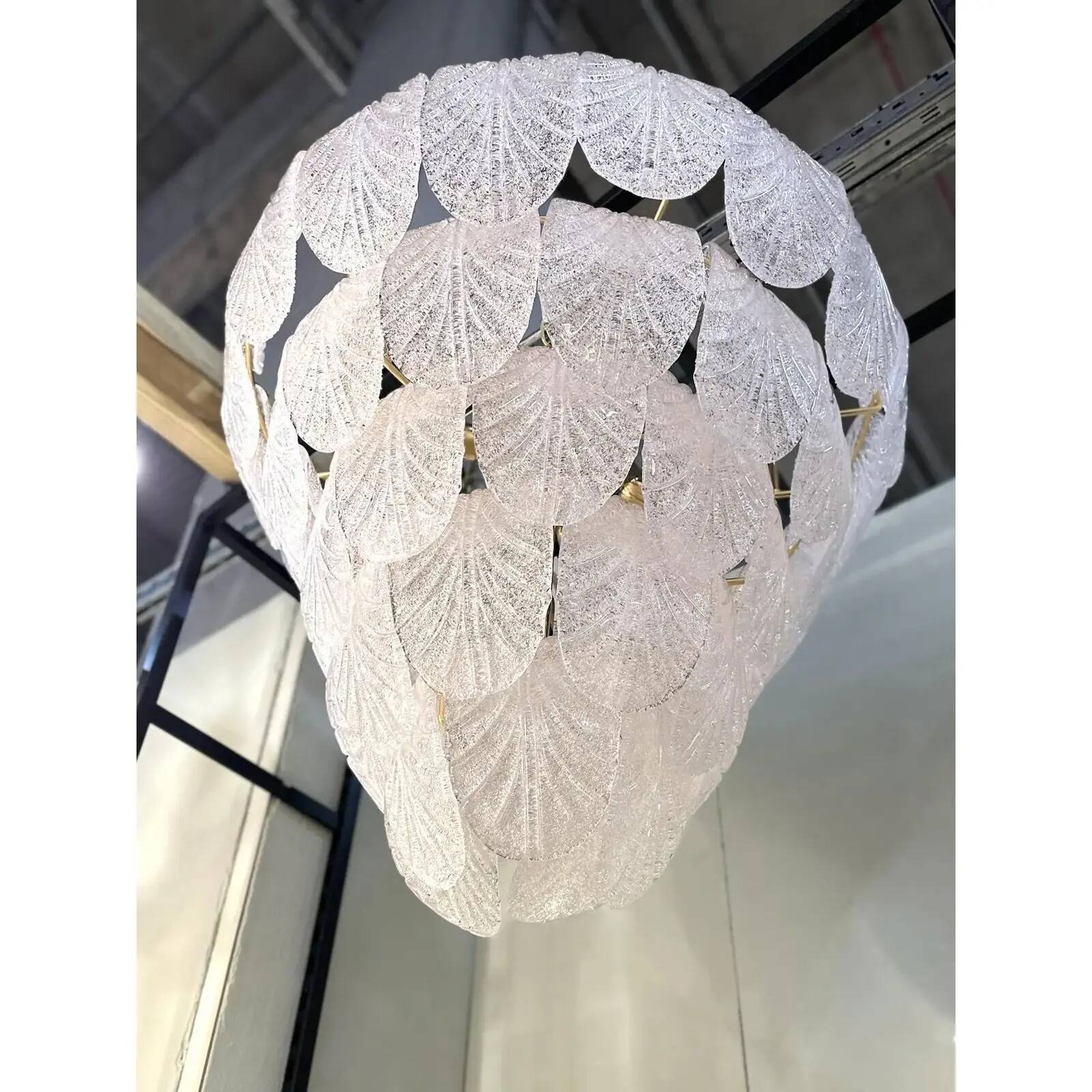 Contemporary White Graniglia Petal Chandelier by Simoeng