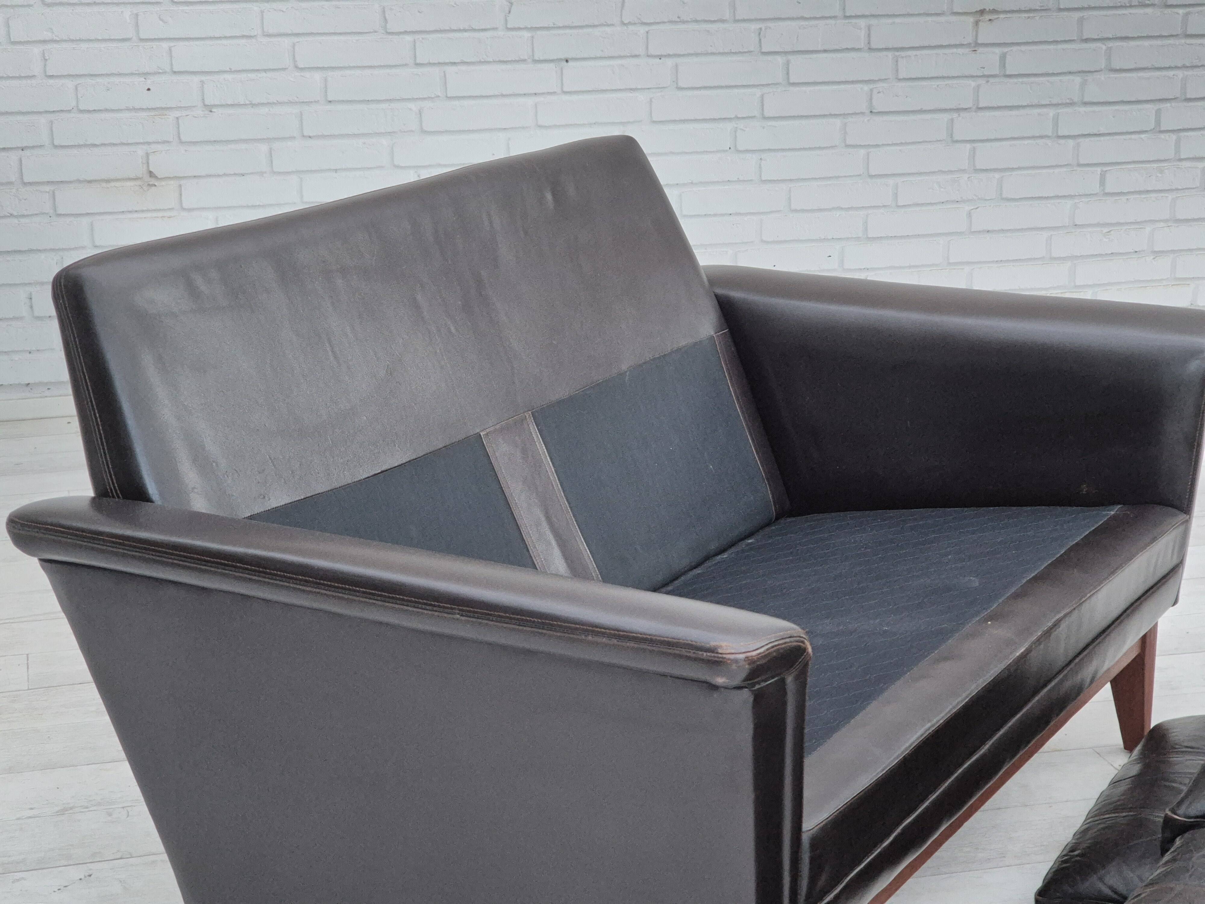 1970s, Danish 2 seater sofa, original condition, furniture leather, solid teak wood.