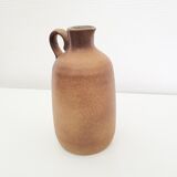 True sandstone jug