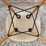 Beige chair DSW Eames