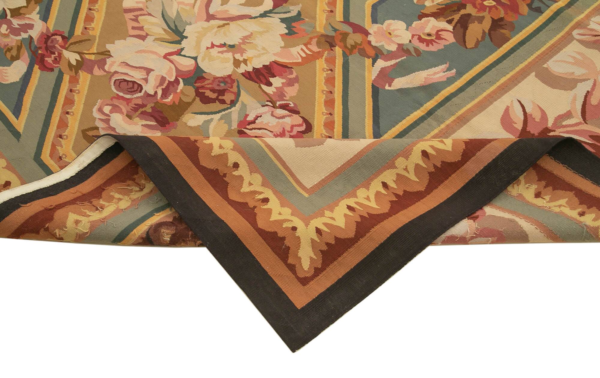 Handmade European Vintage Aubusson Kilim 280 cm x 366 cm