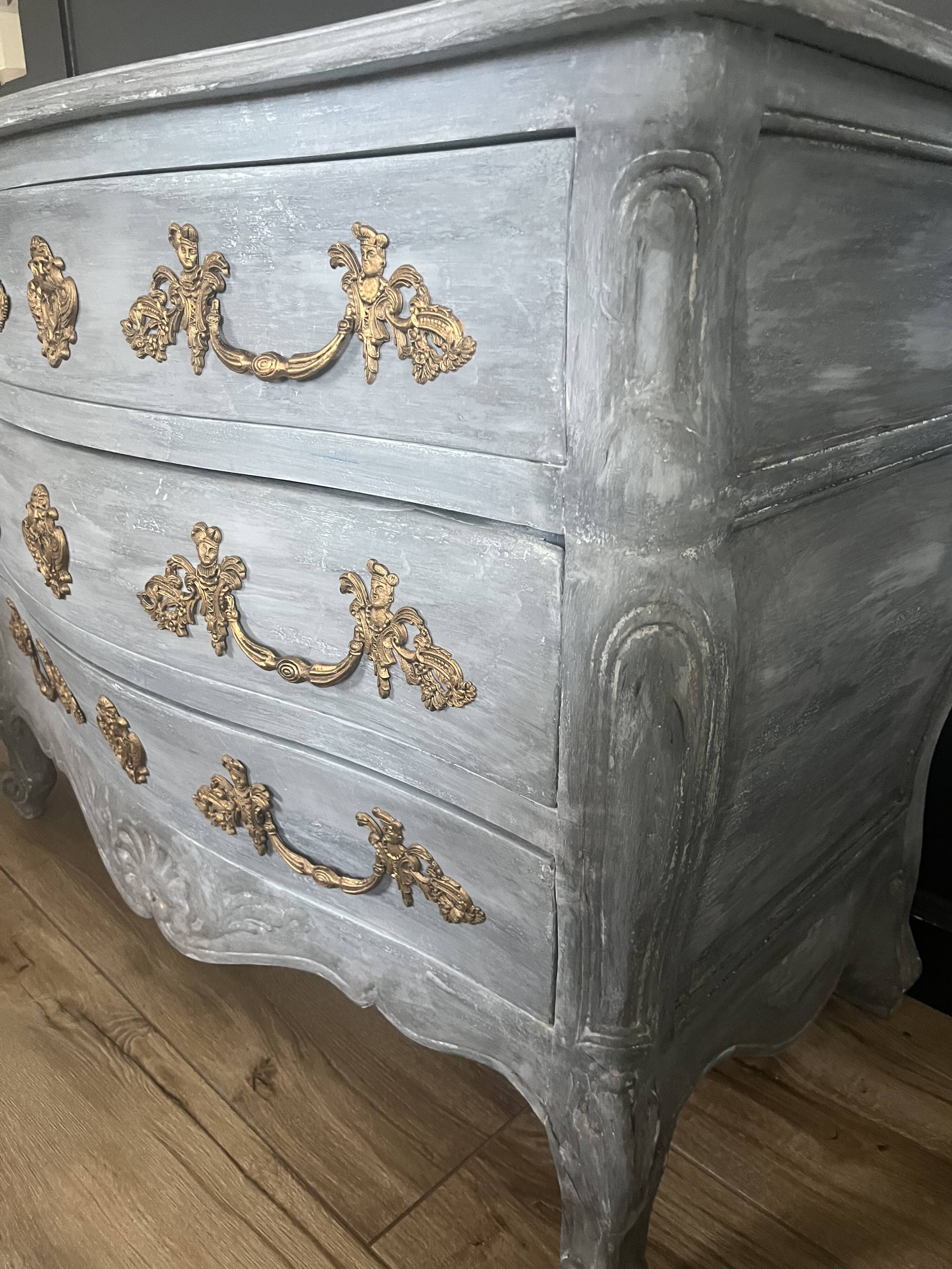 Louis XV style curved chest of drawers