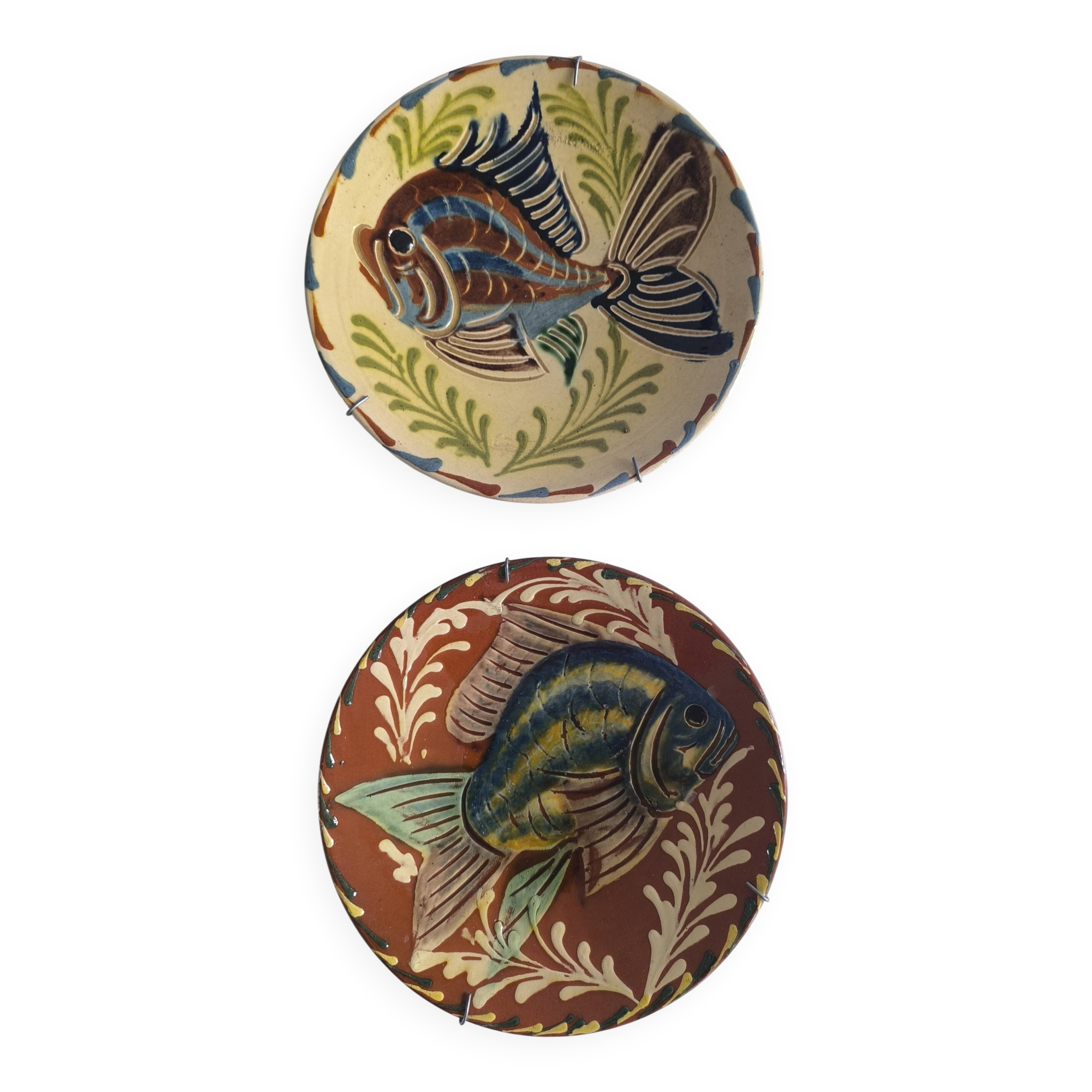 Pair of Salamo la Bisbal hollow dishes