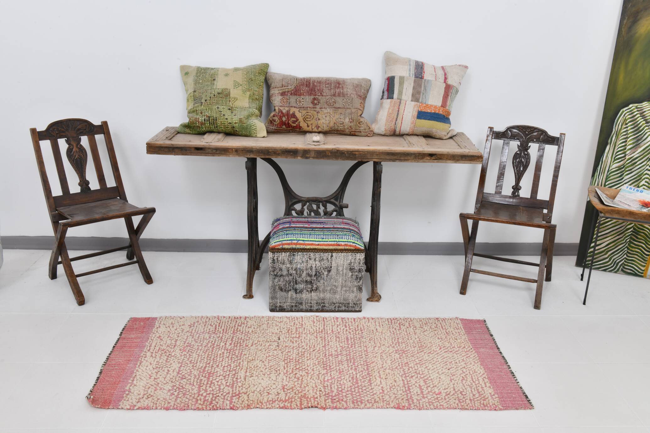 2x6 Mid Century Modern Pink Turkish Runner Rug, 67x171Cm SK 33942 FREE SHIPPING