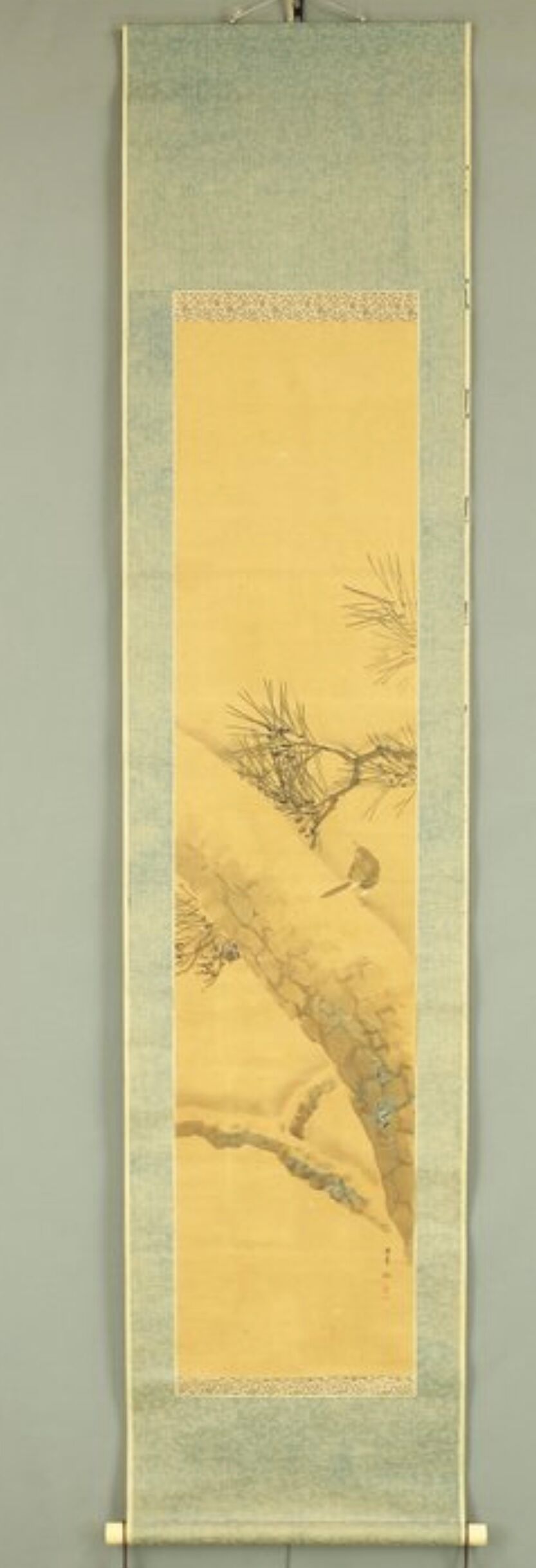 Rossignol perched on a snow-covered pine - Japan - Signed Inoue Rosen