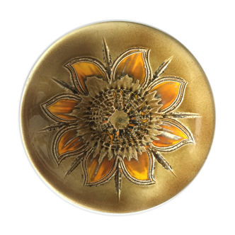 Large ceramic dish enamelled sunflower, Périgourdine Pottery, 1950s/1960s