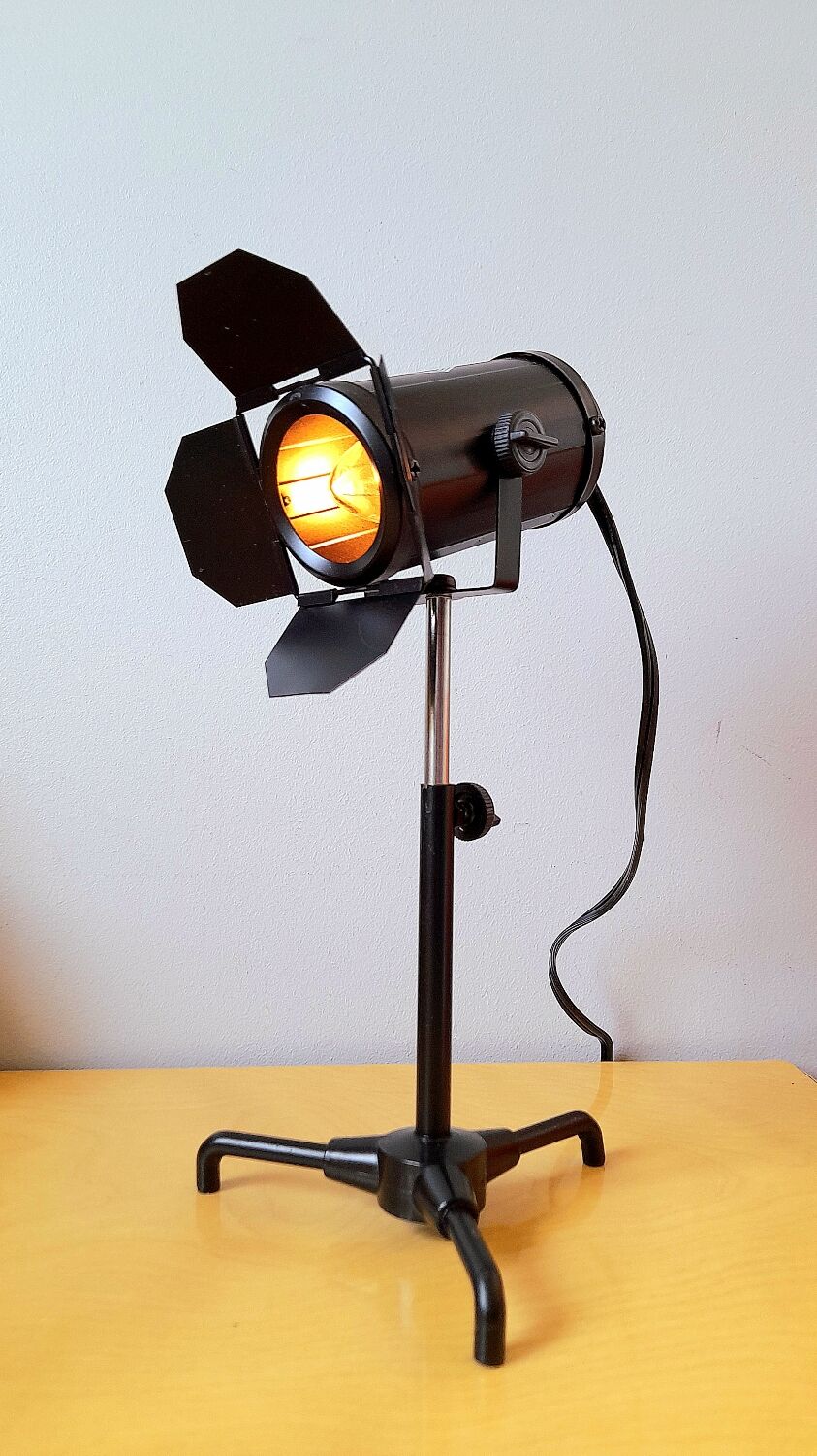 Renault projector advertising lamp