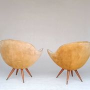 2 fauteuils œuf et canapé par Paged des années 50