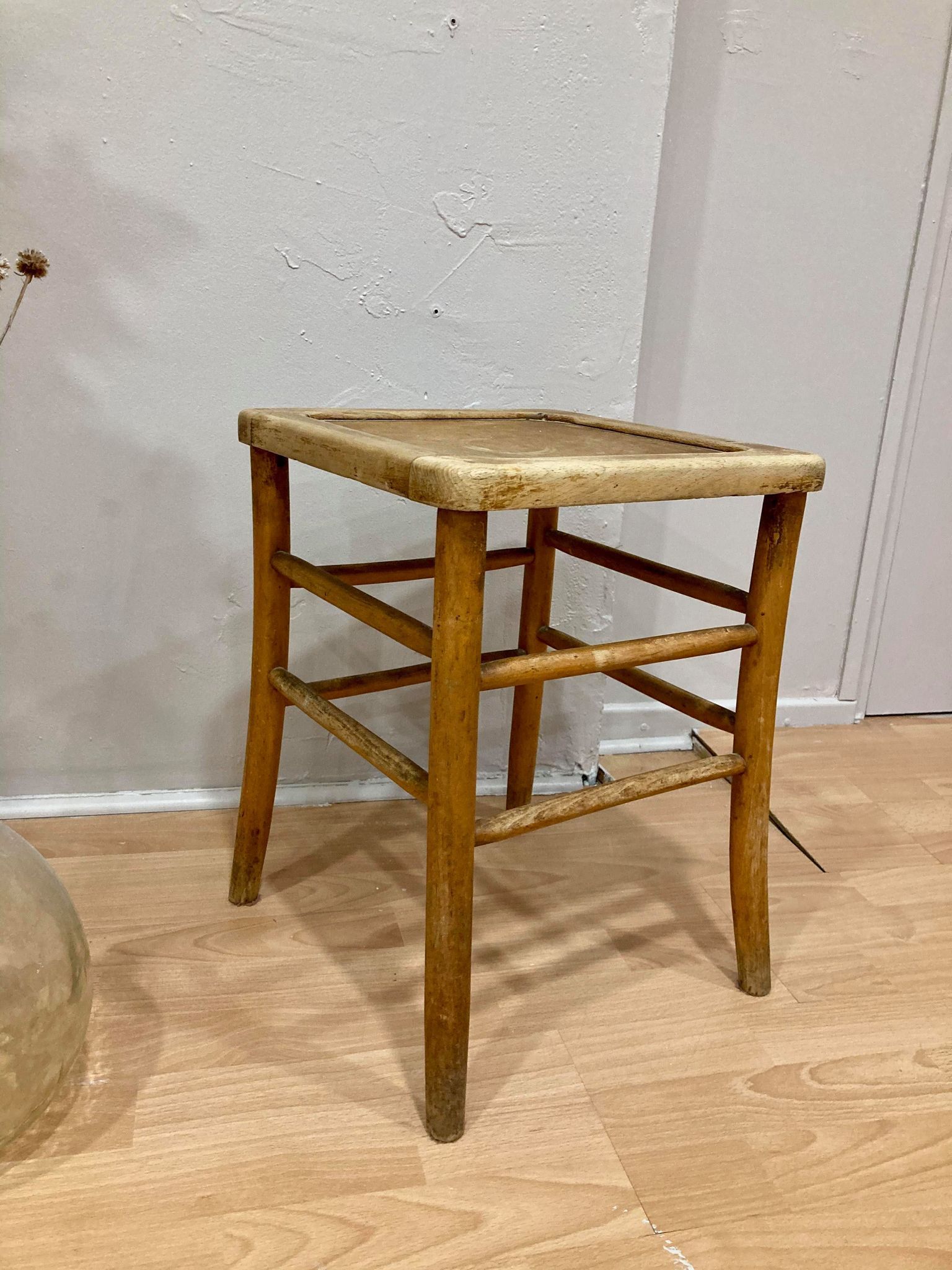 Tabouret Luterma