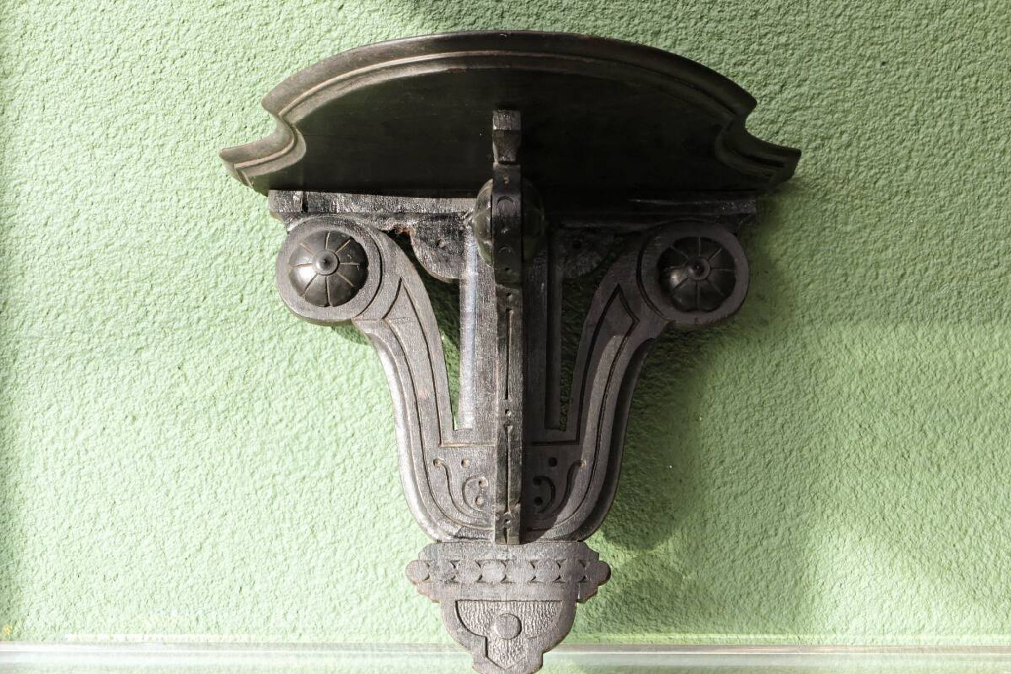 Console d'applique Napoléon III en bois noirci