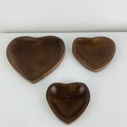 Set de 3 vide poches scandinaves en teck, forme cœur